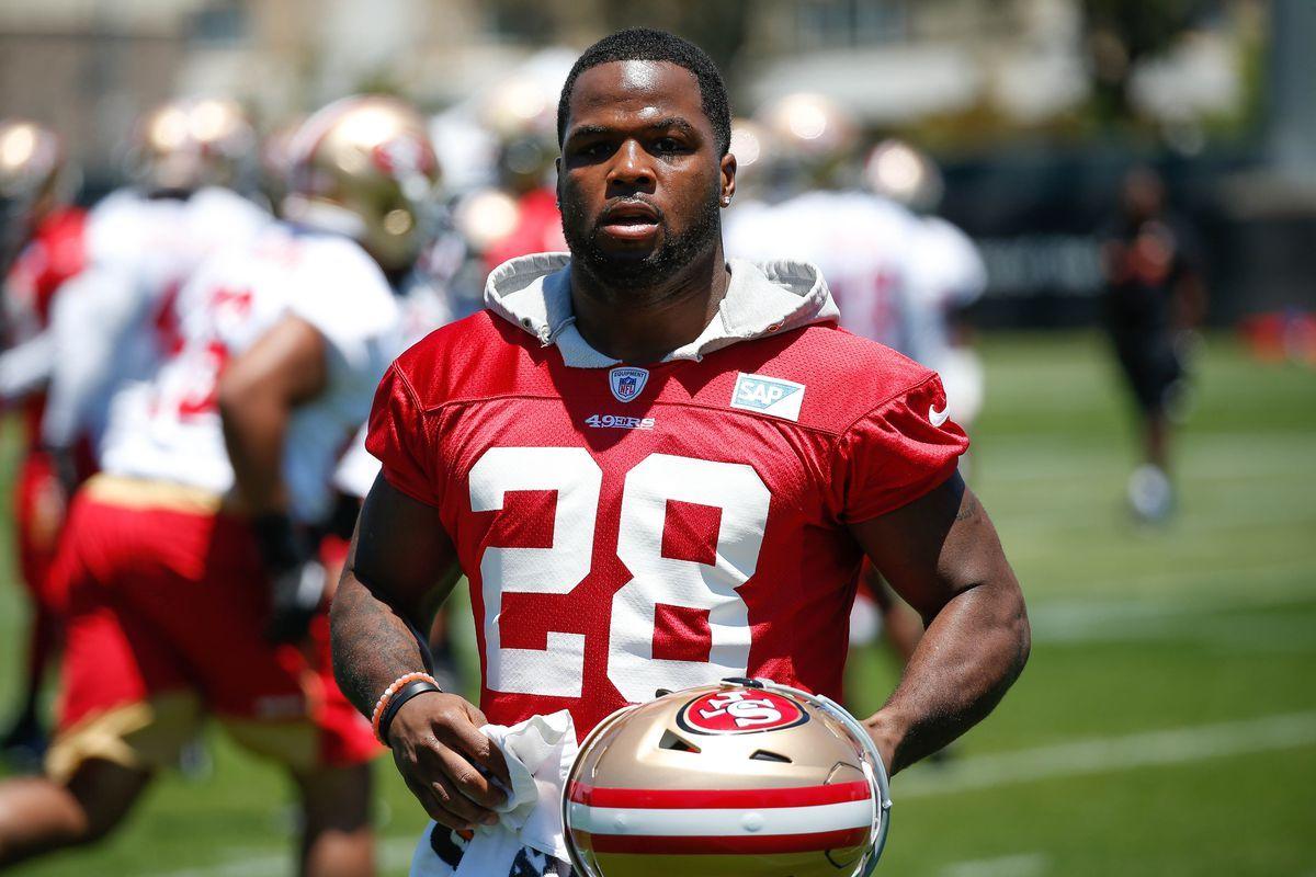 Should Ravens trade for or sign Carlos Hyde