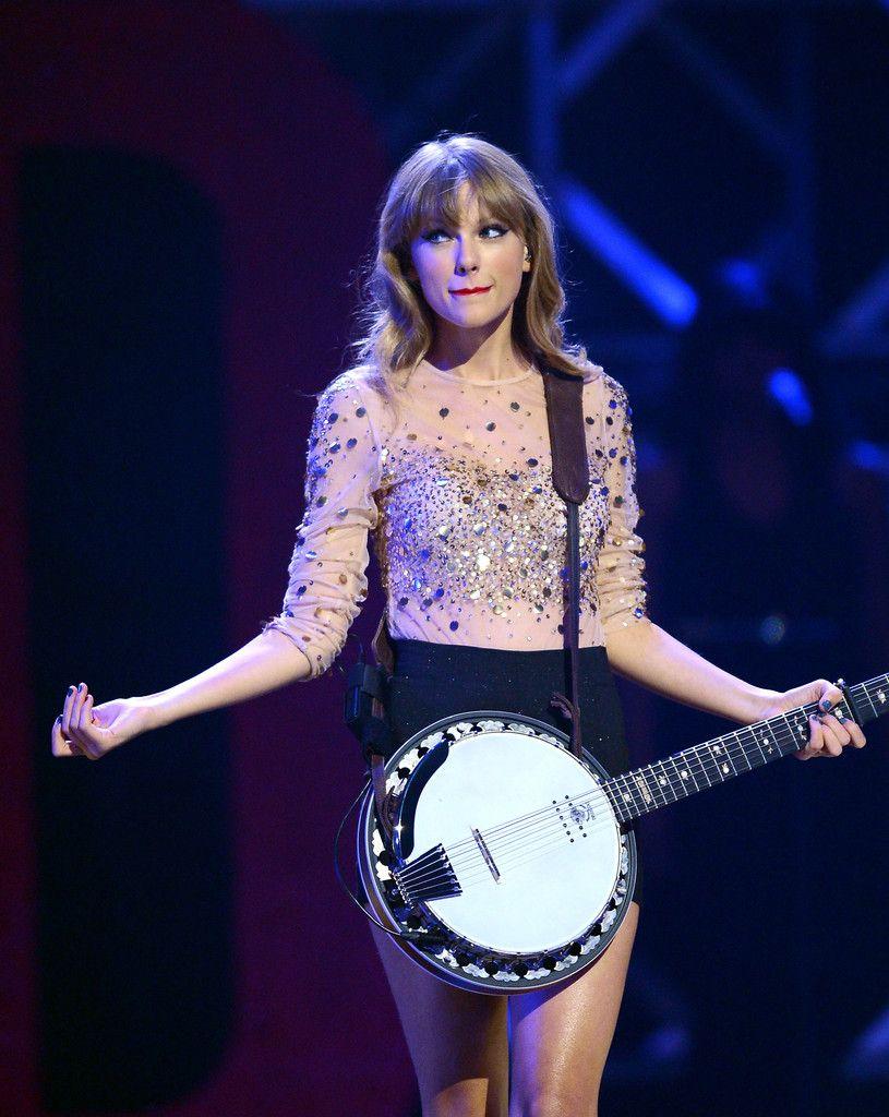 Taylor Swift in 2012 iHeartRadio Music Festival 2