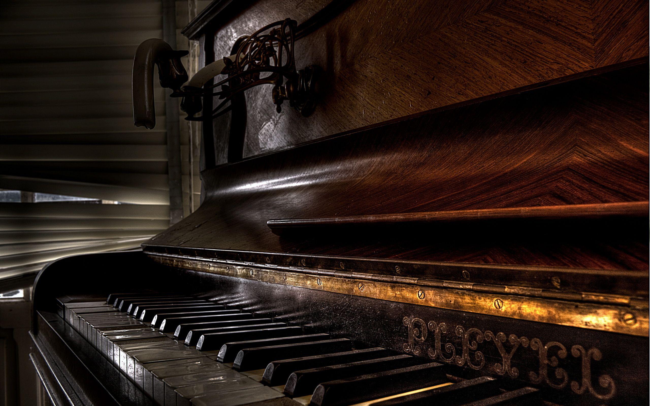Piano Wallpaper, Picture, Image