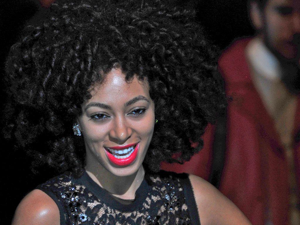 Solange Knowles Wallpaper Download FREE