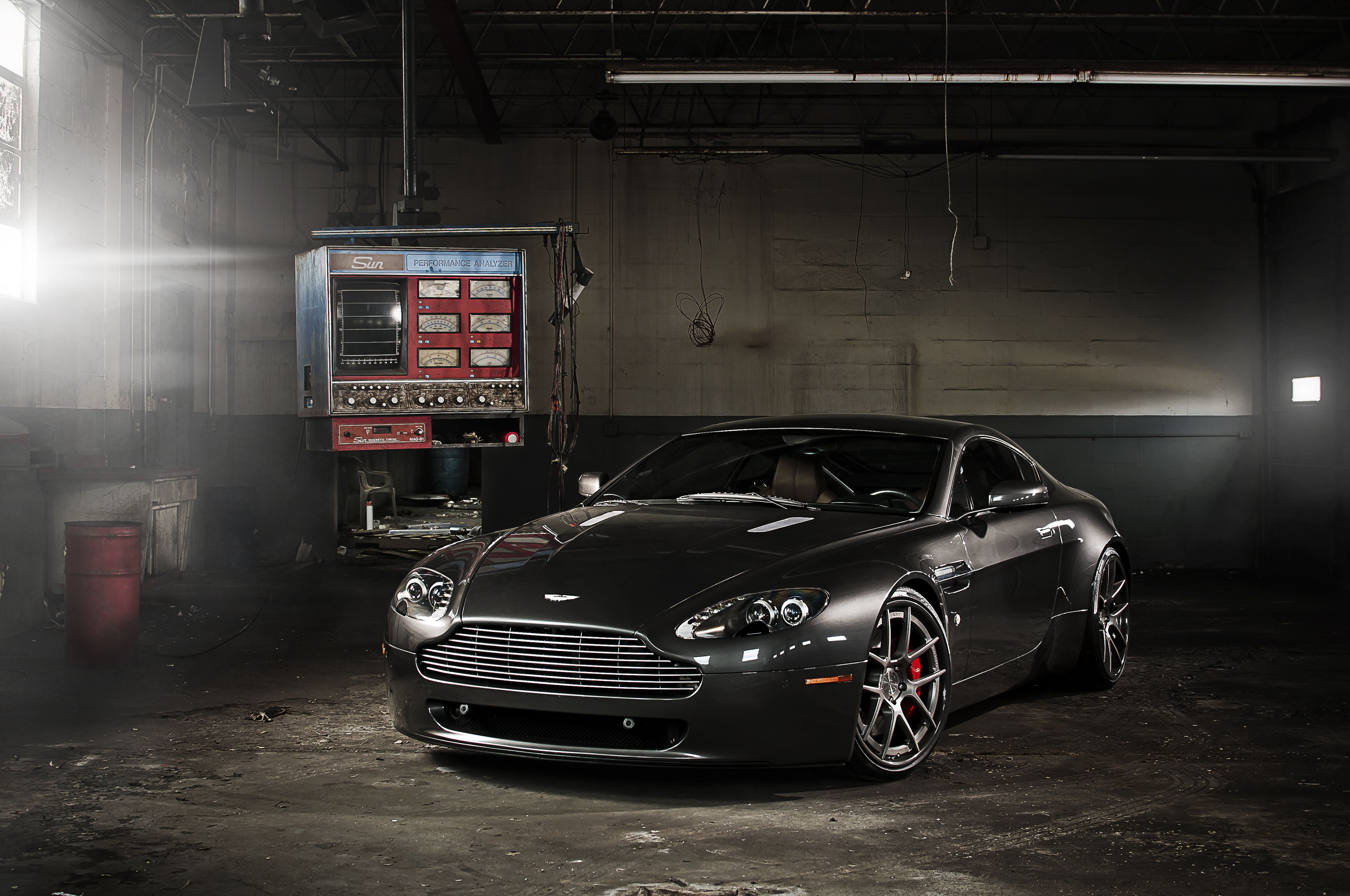 Aston Martin V8 Vantage Full HD Wallpaper and Background