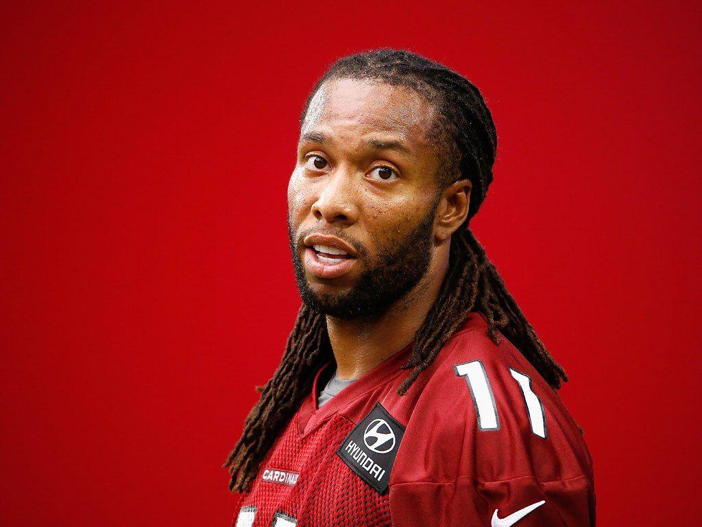 Larry Fitzgerald Fulfills Promise to Mom