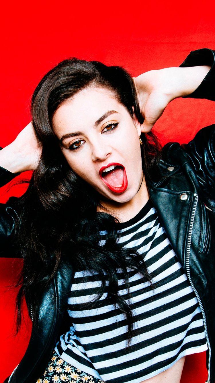 Charli XCX Wallpapers - Wallpaper Cave