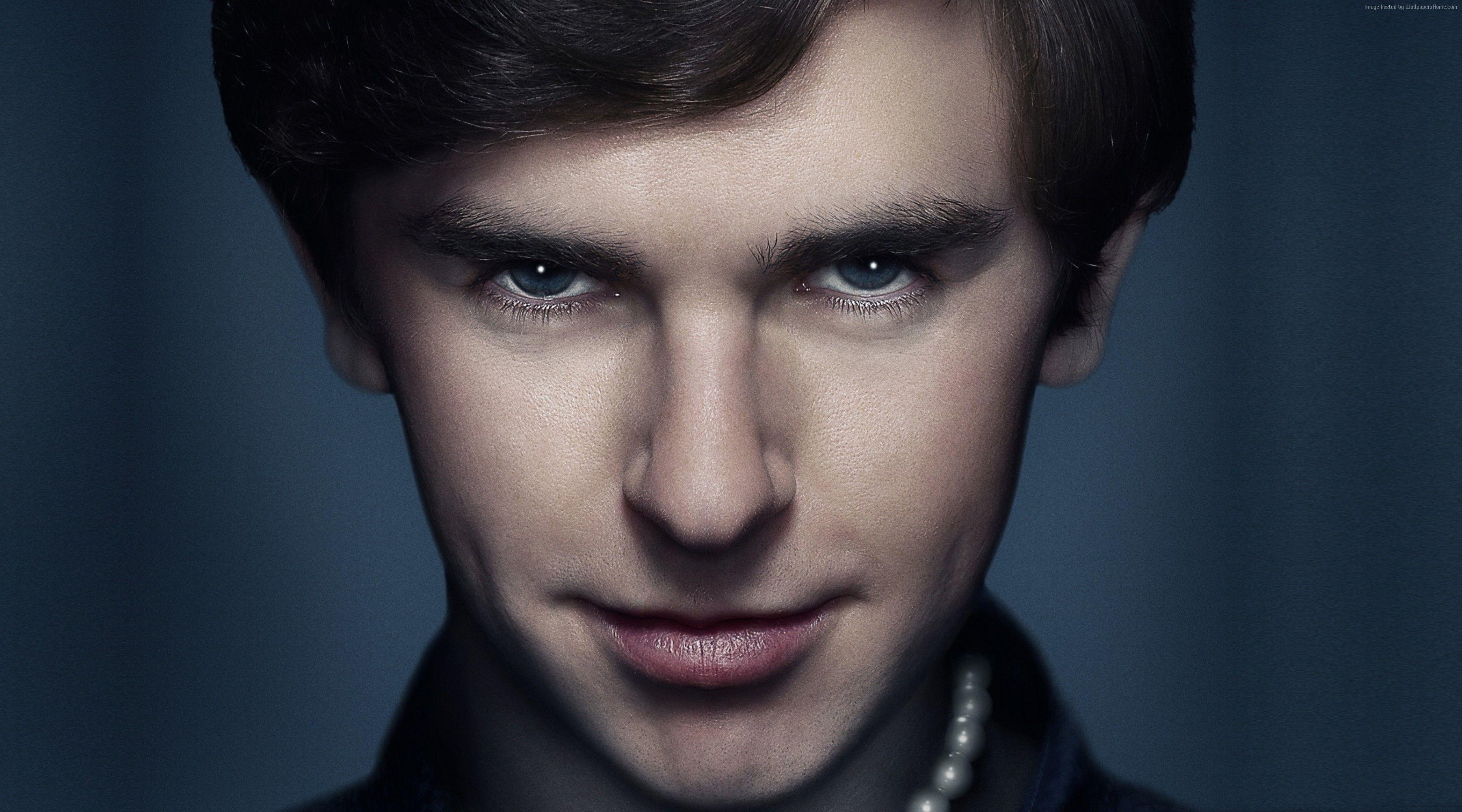 Freddie Highmore Bates Motel Wallpaper 