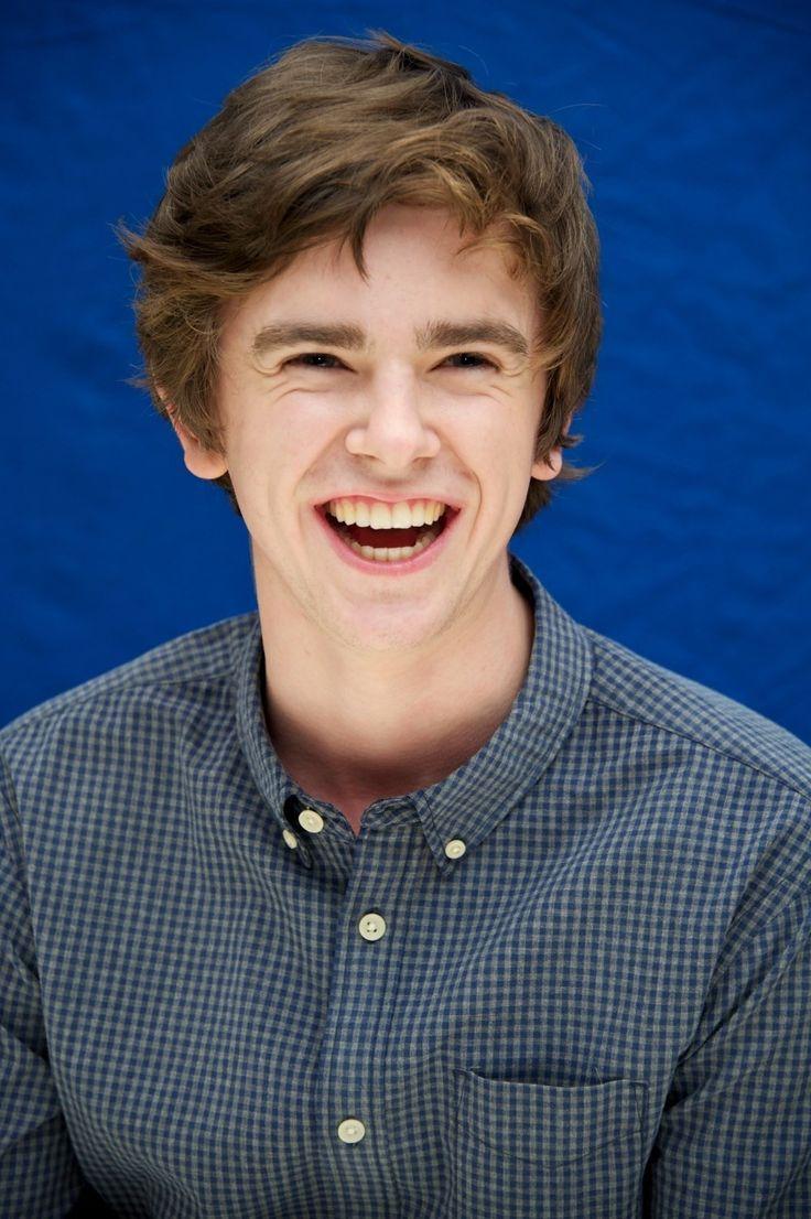 Freddie highmore ideas. Norman bates motel