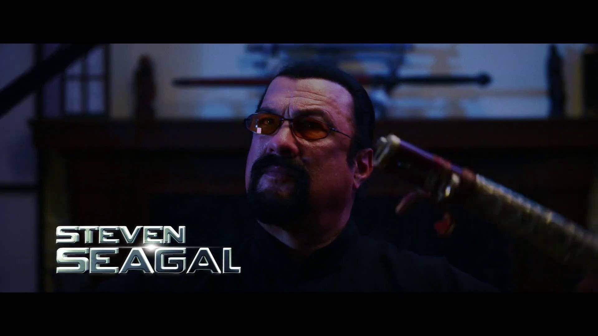 STEVEN SEAGAL THE PERFECT WEAPON (2016) Director Titus Paar