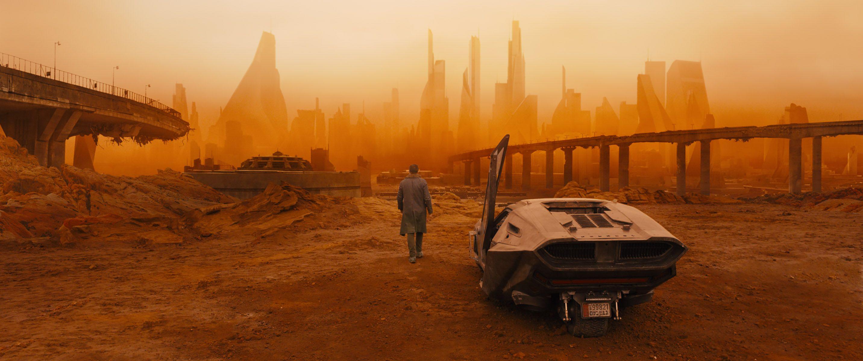 Blade Runner 2049 Image Tease Denis Villeneuve's Sci Fi Spectacle