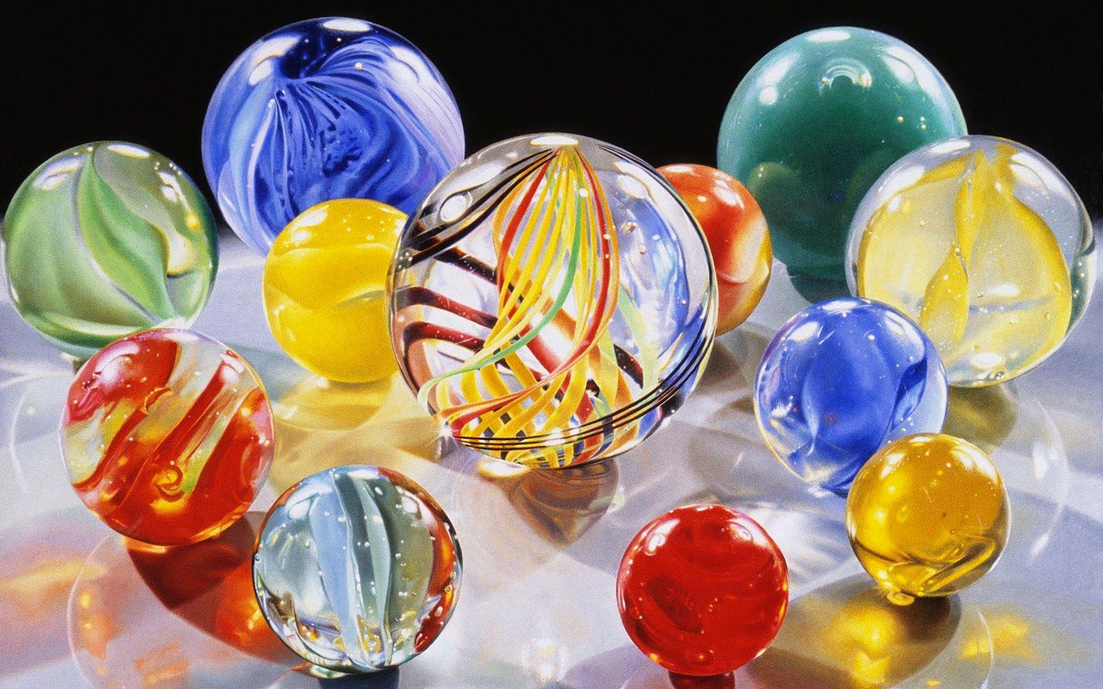 Clovisso Wallpaper Gallery: Glass Beads Wallpaper