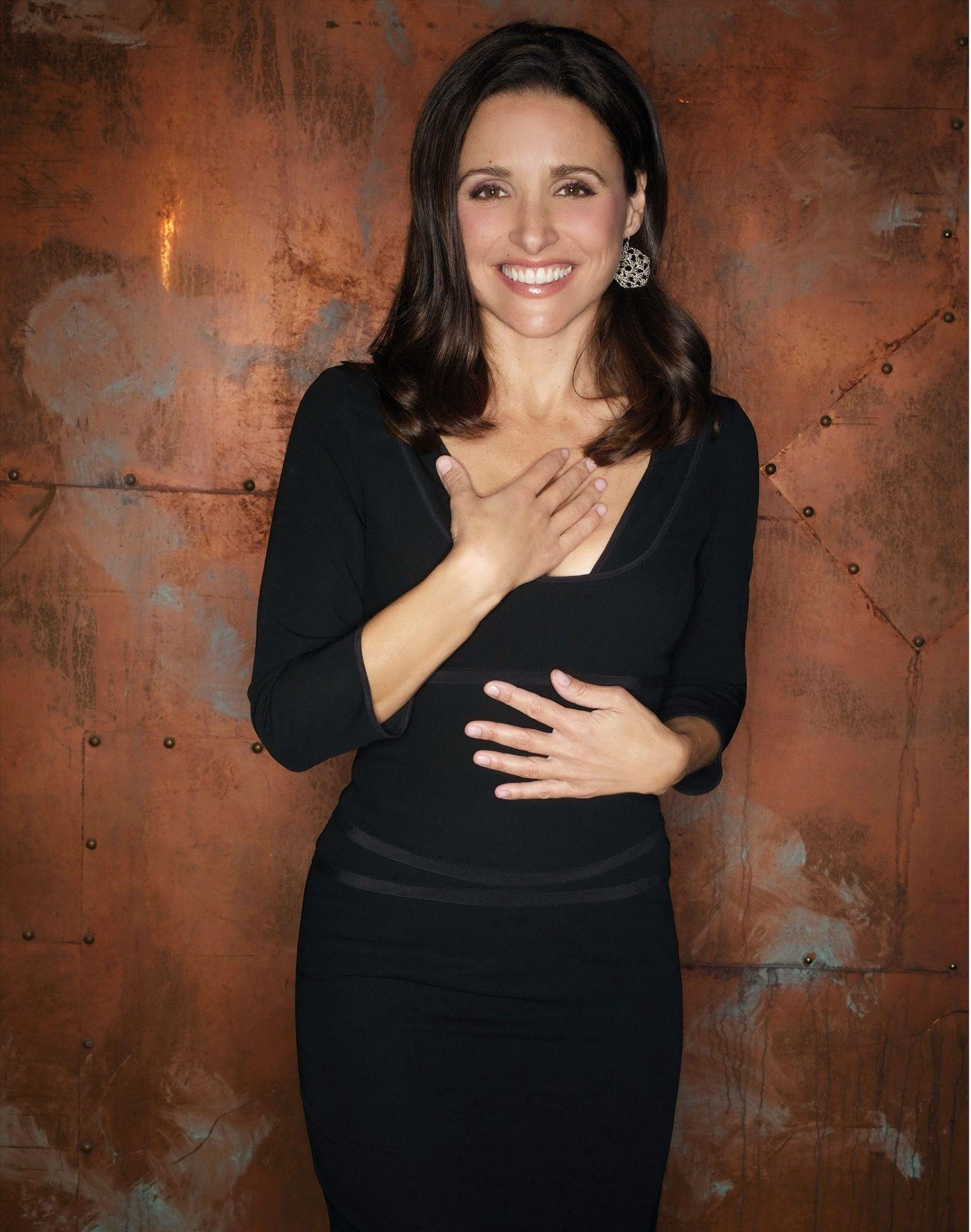 Julia Louis Dreyfus Wallpaper