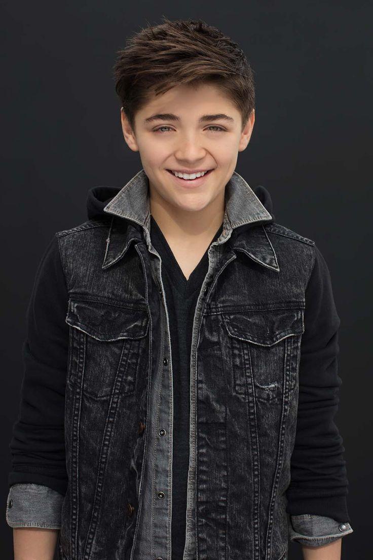 Asher Angel Wallpapers - Wallpaper Cave