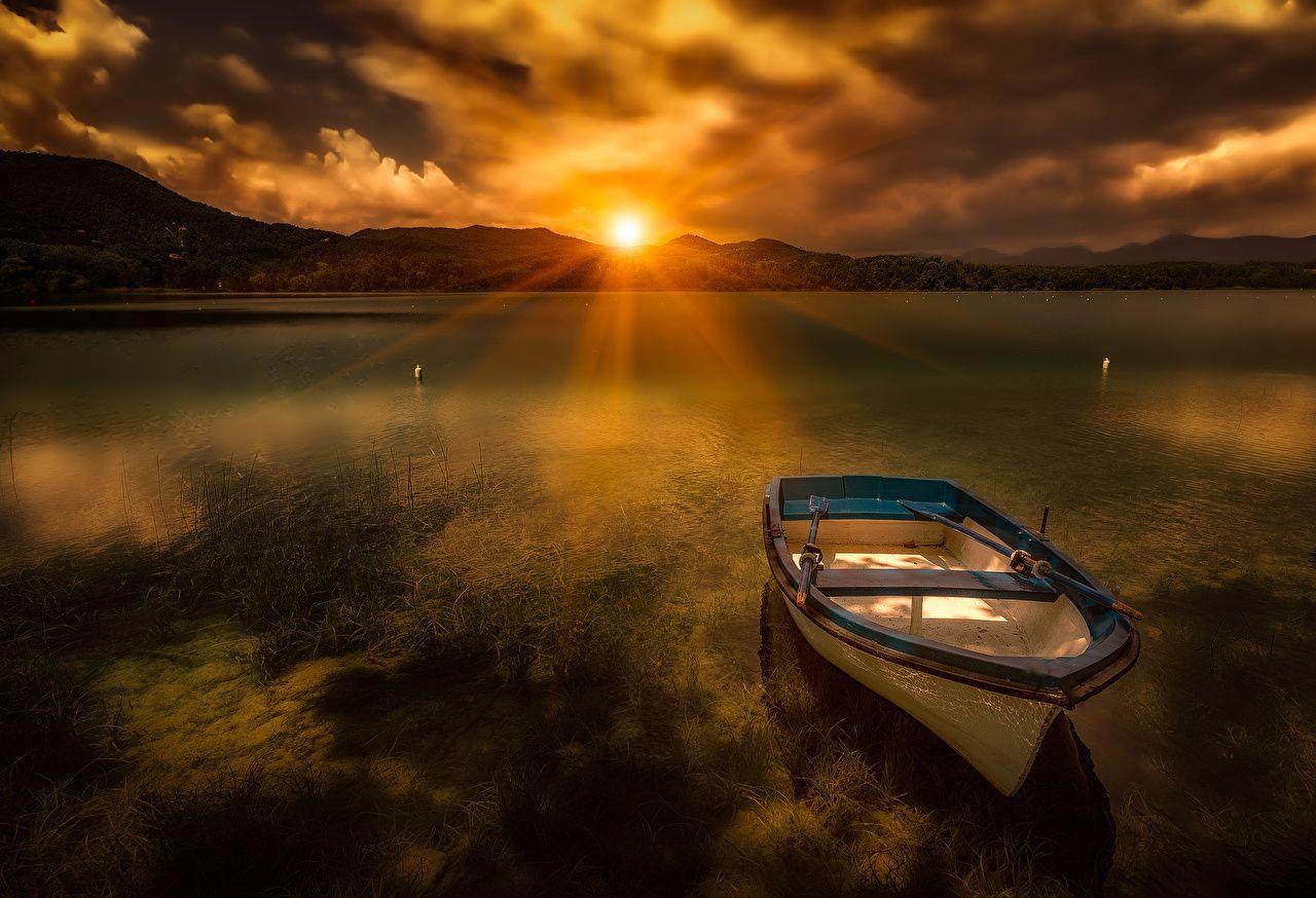 Picture Rays of light Spain Lake of Banyoles Catalonia Nature