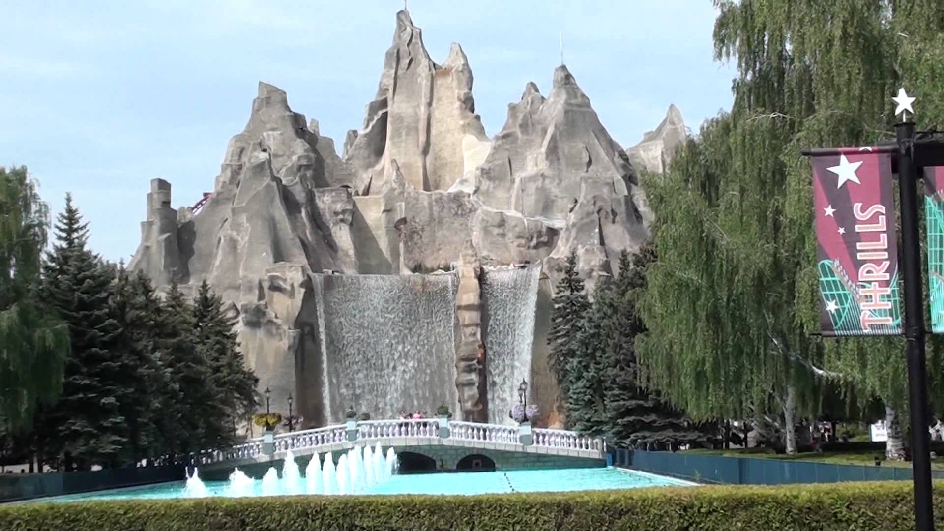 Canada's Wonderland Attraction Park Tour Guide