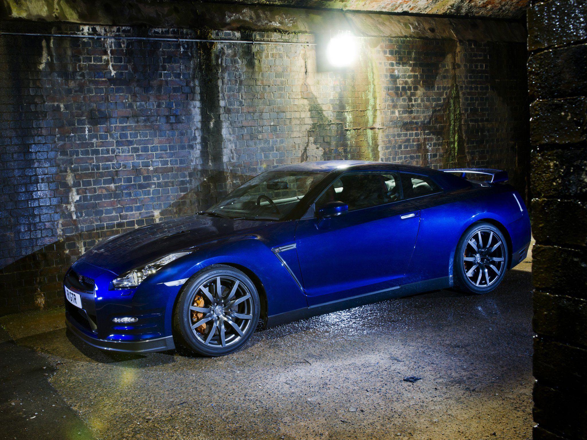 Nissan GT R Black Edition R35 Cars UK Spec Coupe 2010 Wallpaper