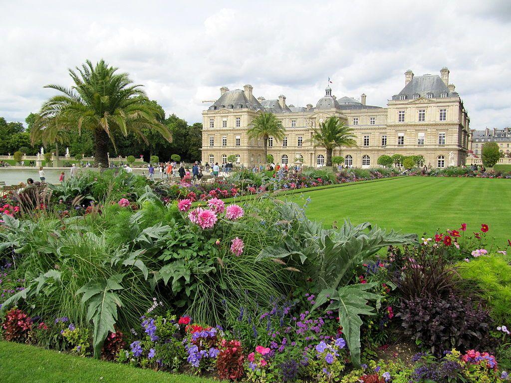 Luxembourg Palace Wallpaper for PC Background