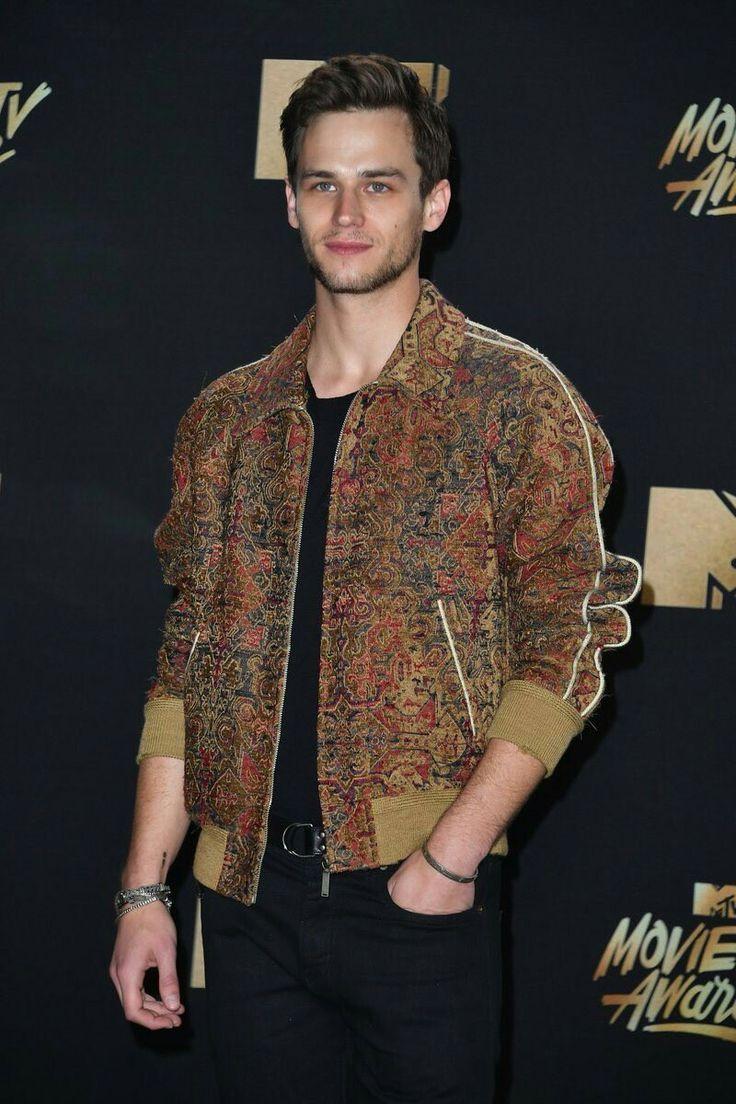 Brandon Flynn Wallpapers - Wallpaper Cave