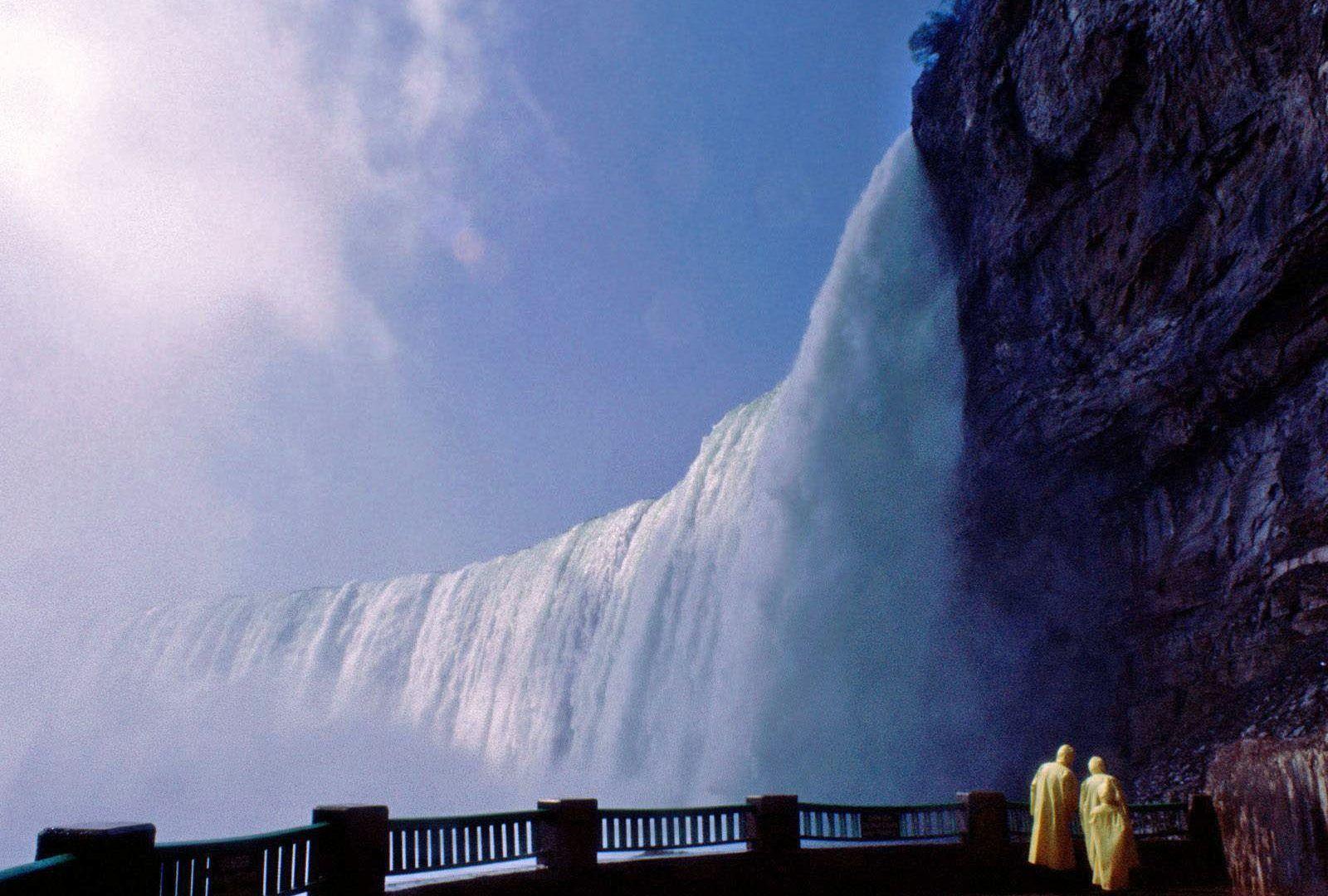 Niagara Tag wallpaper: Niagara Winter Frozen Completely Falls