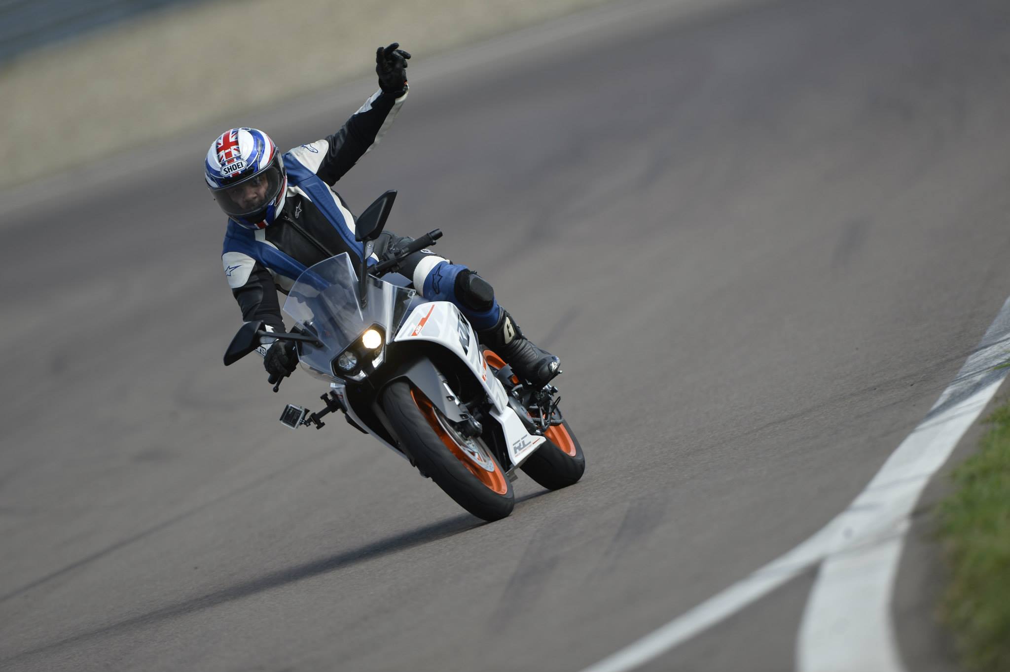 Biser3a KTM RC 390 test ride in Modena, Italy