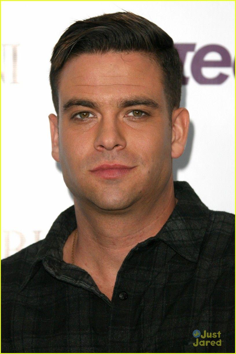 2065x2560px Mark Salling (978.59 KB).04.2015