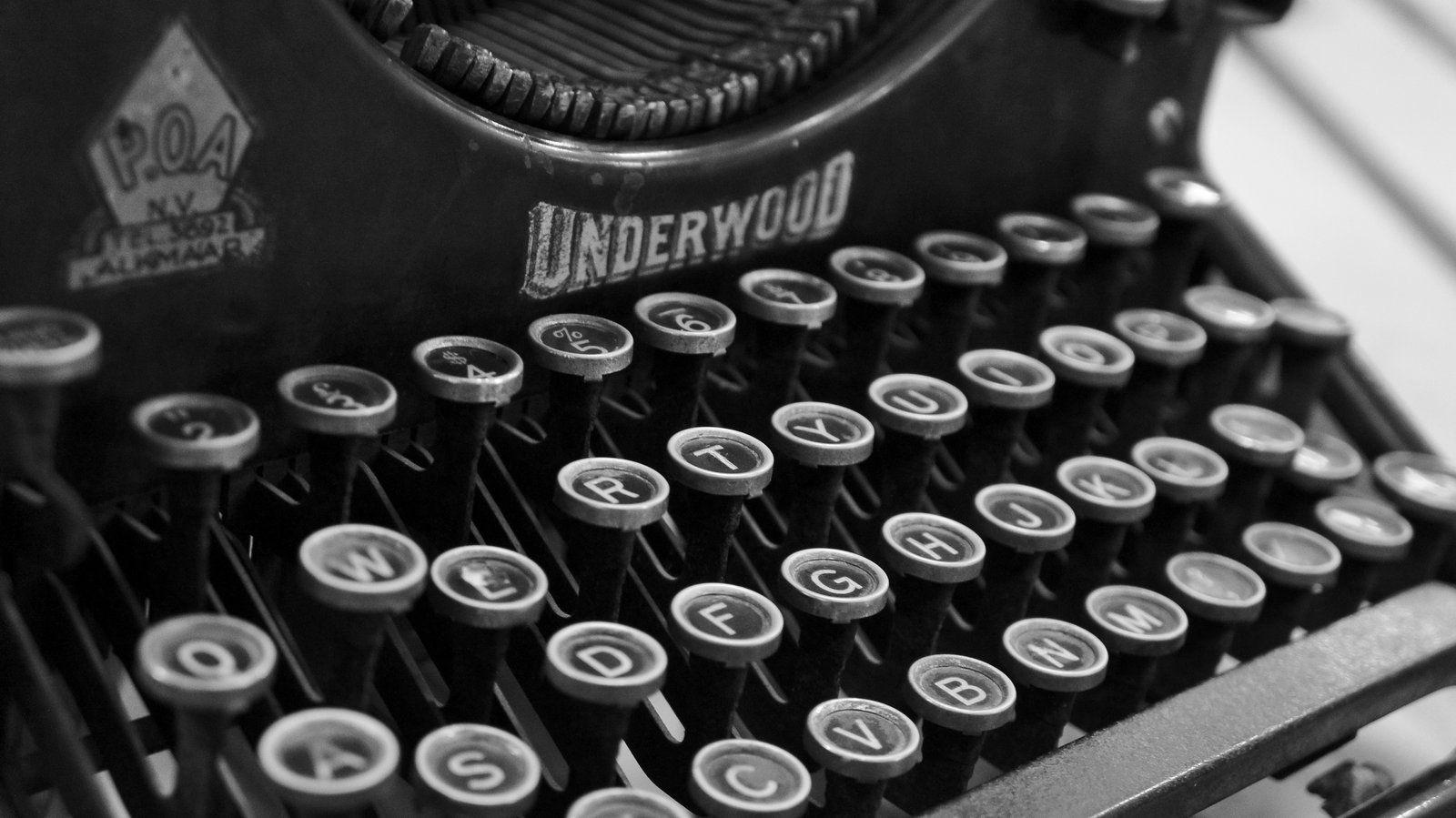 Typewriter Wallpaper, High Quality Picture of Typewriter