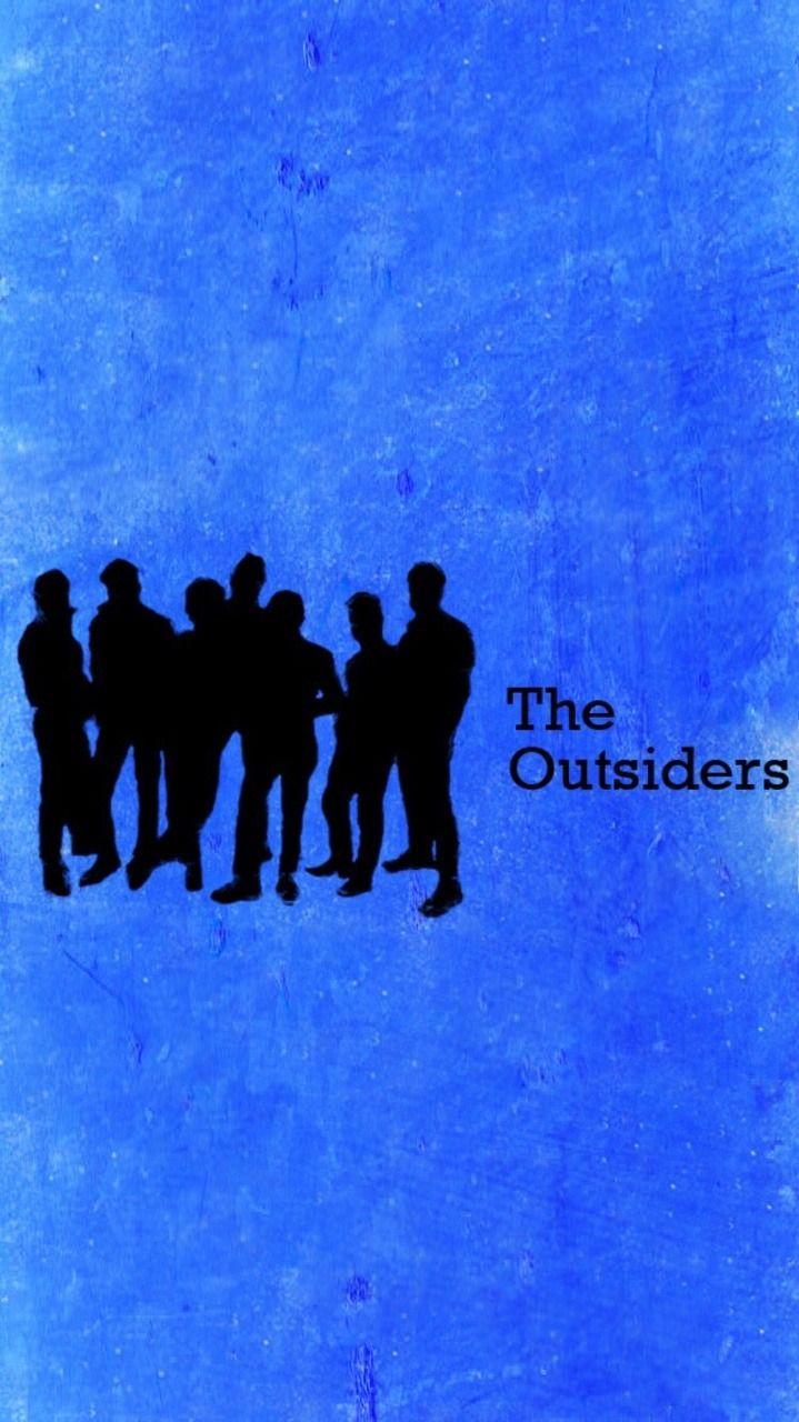 theme of the outsiders