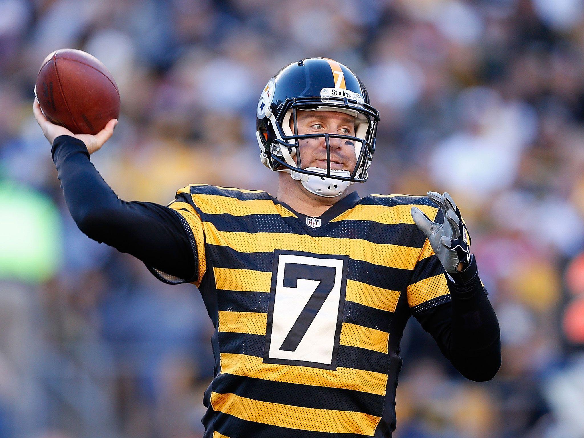 NFL Round Up: Ben Roethlisberger Enjoys Record Day As Steelers