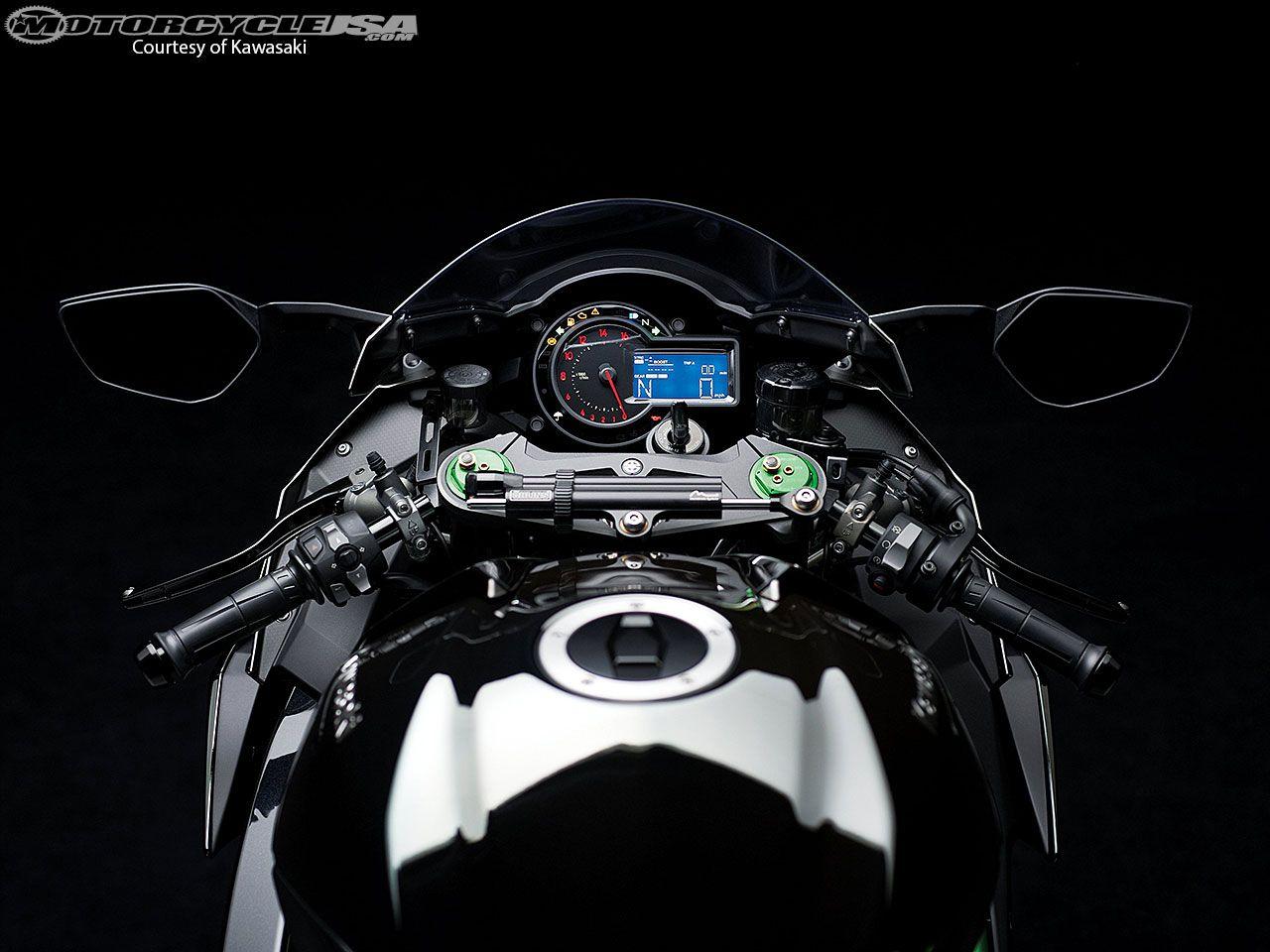 Kawasaki Ninja H2 First Look Photo