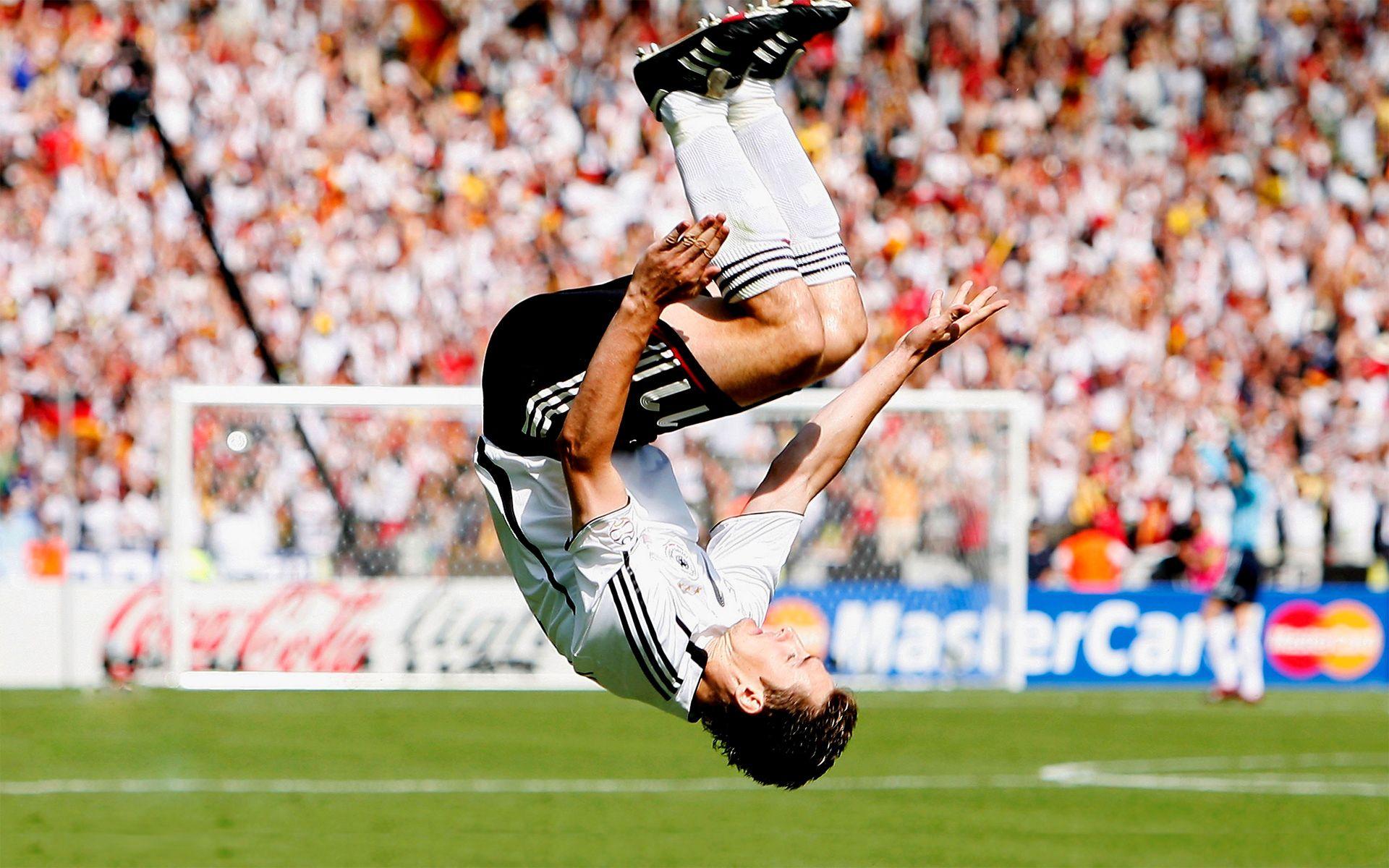 Miroslav Klose HD Wallpaper