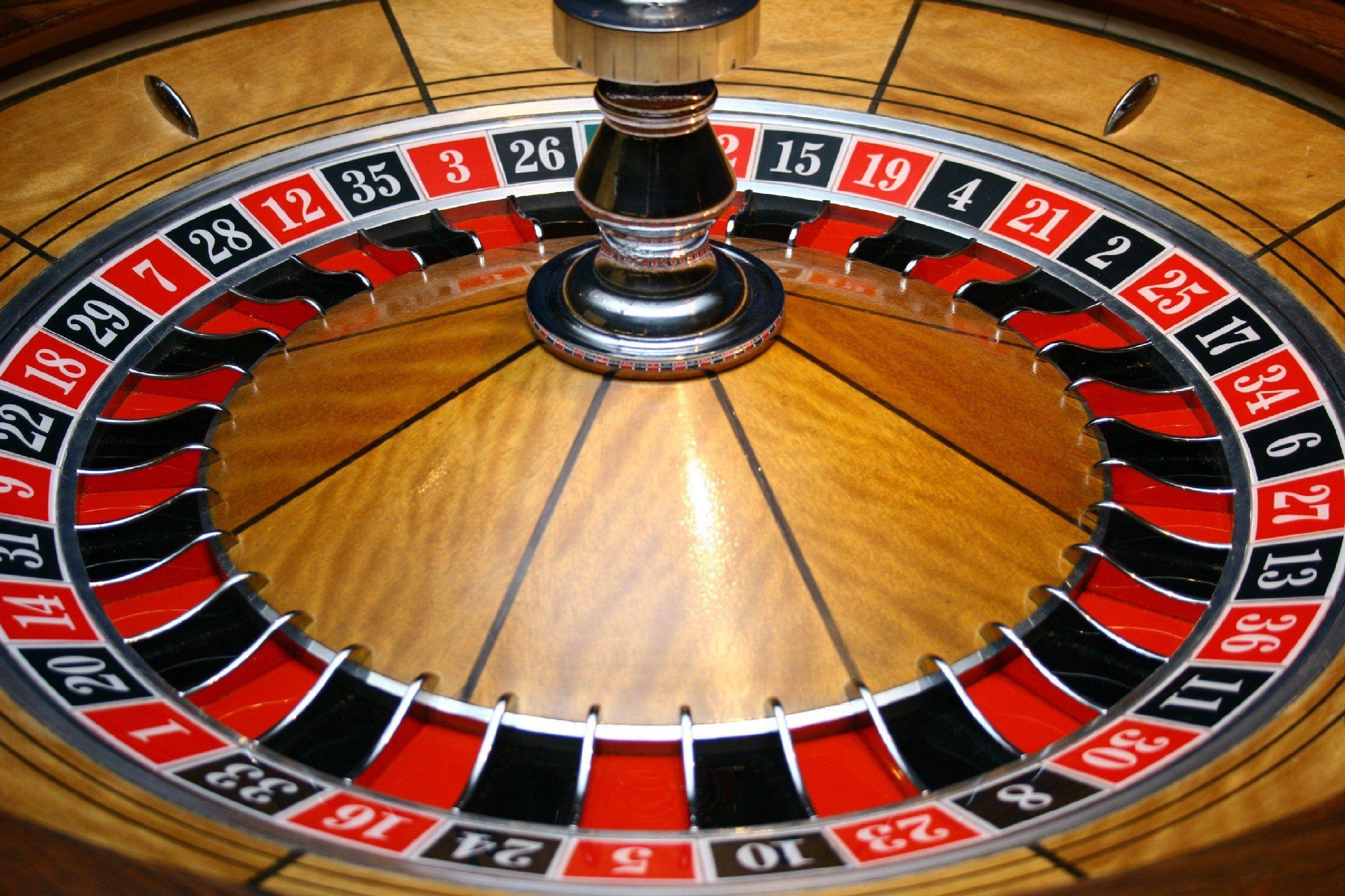 Roulette wheel gambling (16) wallpaperx1774