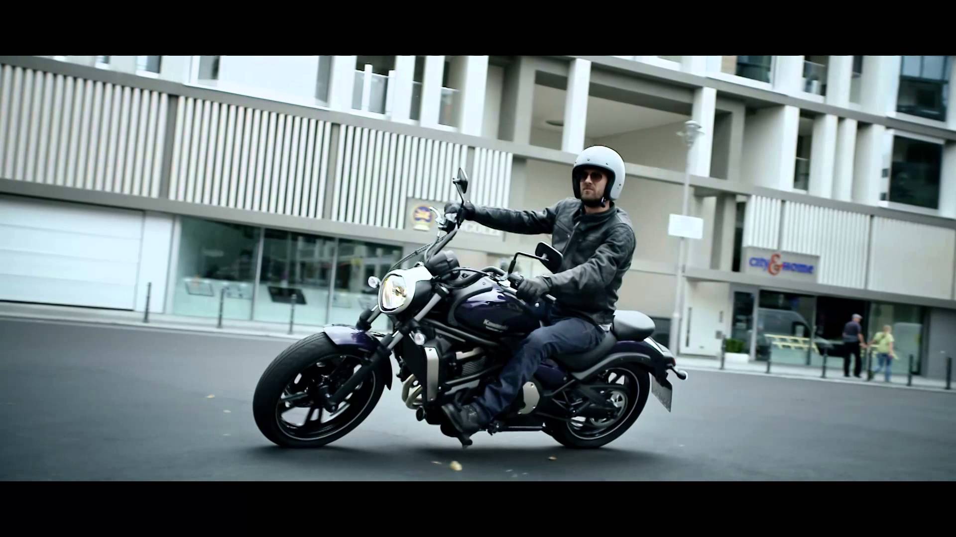 New Kawasaki Vulcan S MY15