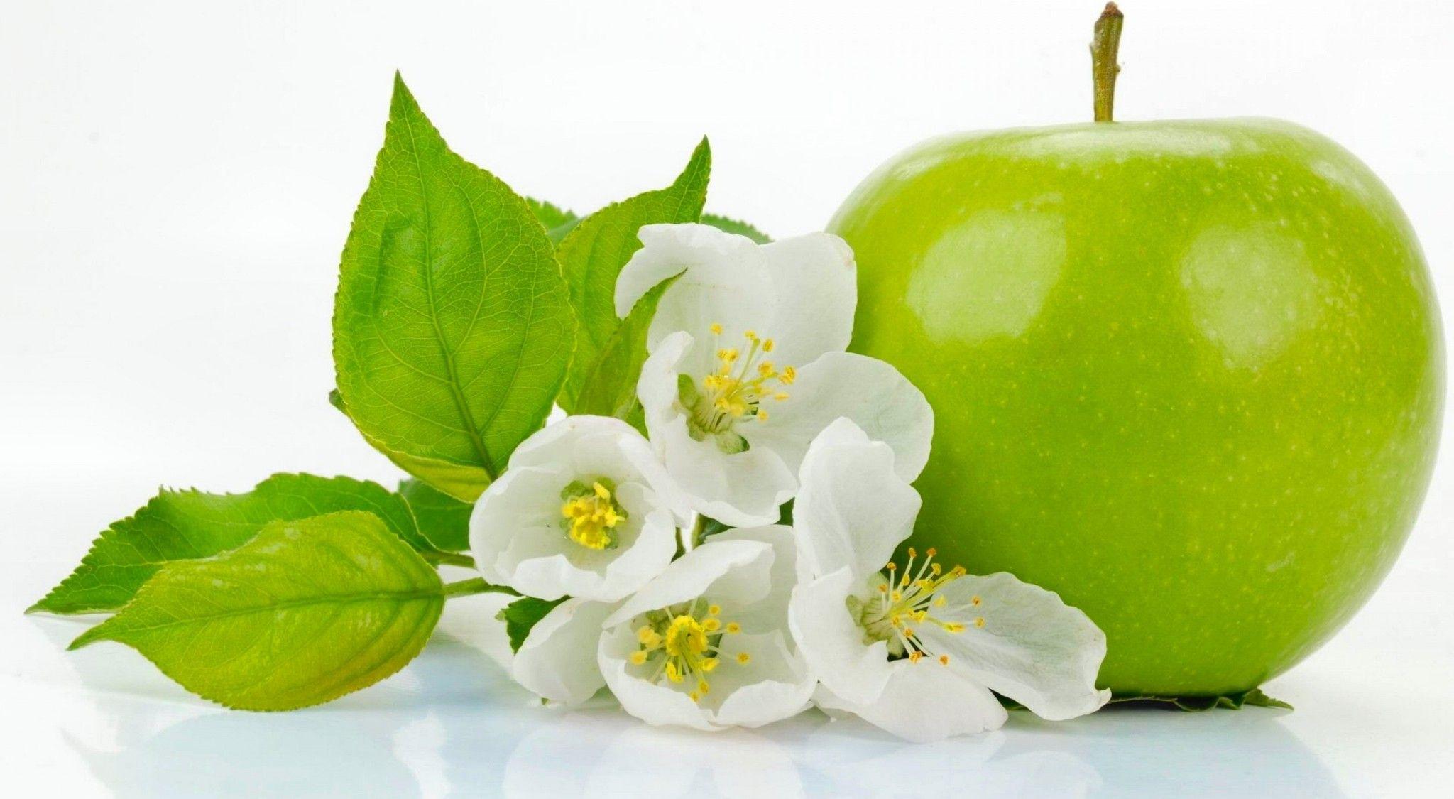 Download 2048x1125 Apple, Fruit, Green, Flower Wallpaper