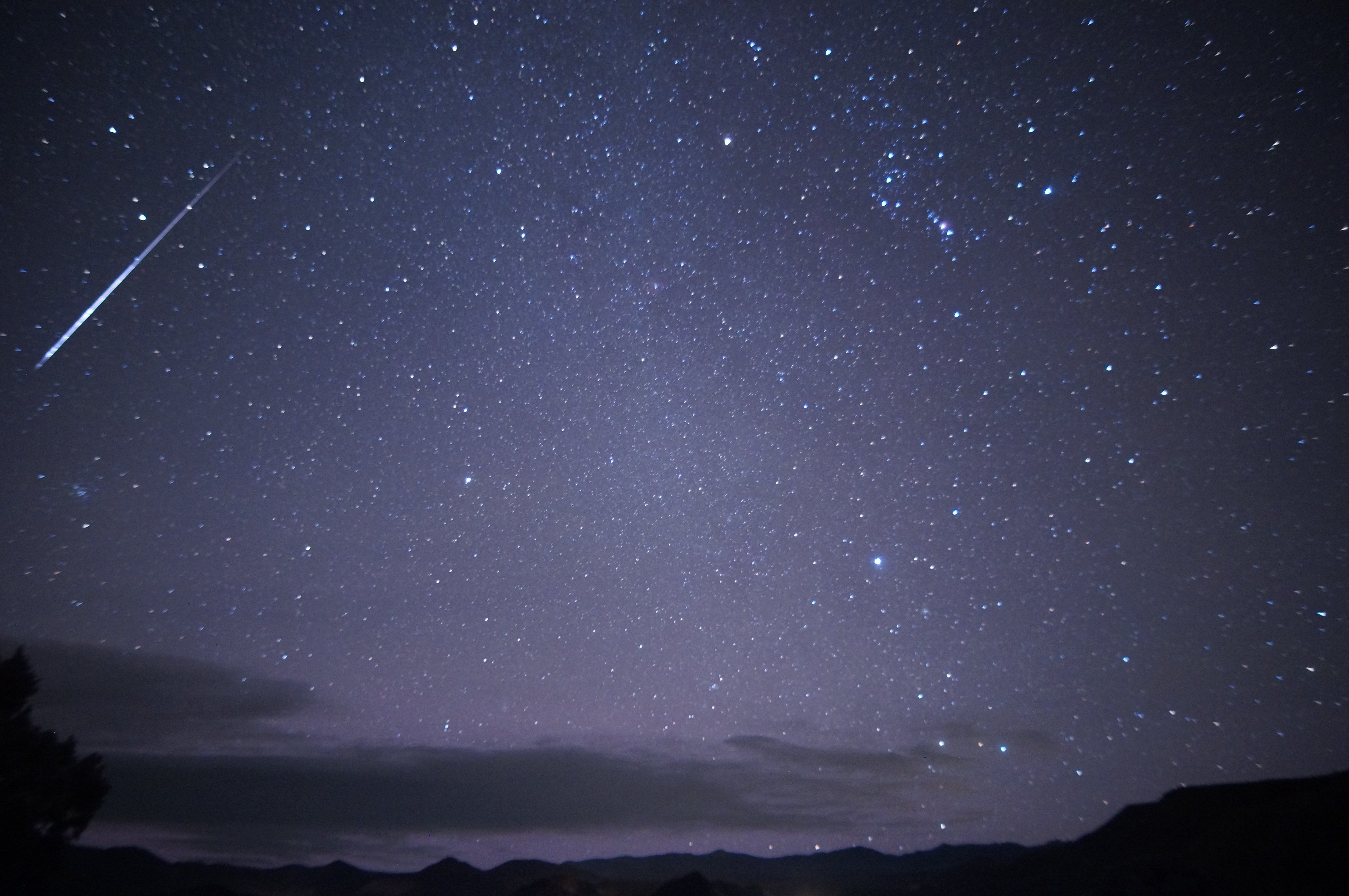 How to watch tonight's stunning meteor shower created by Halley's