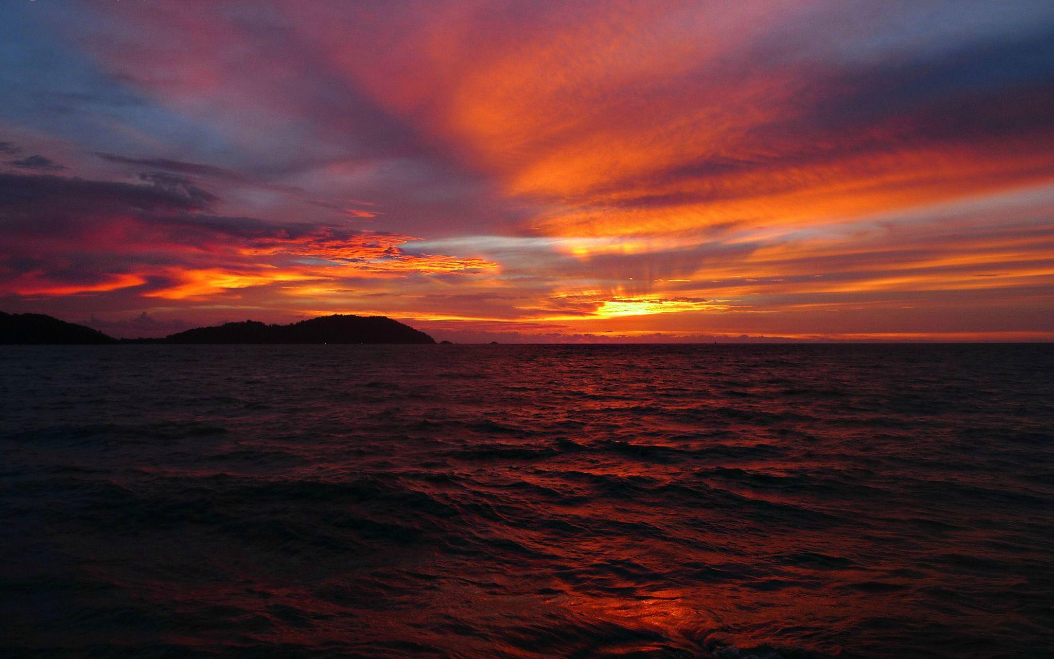 Sea sky clouds clouds horizon sun sunset red wallpaperx1281