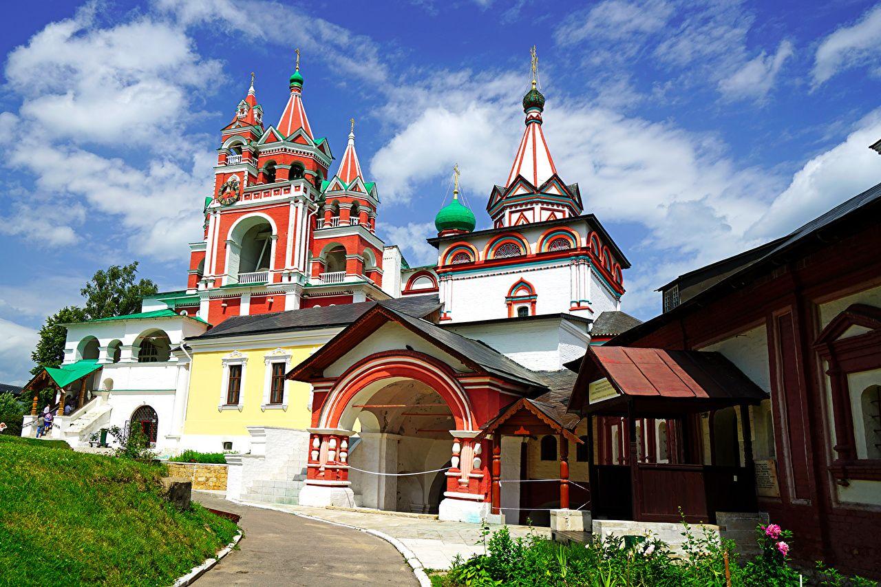 Wallpaper Church Russia Holy Trinity Zvenigorod Moscow Oblast Sky