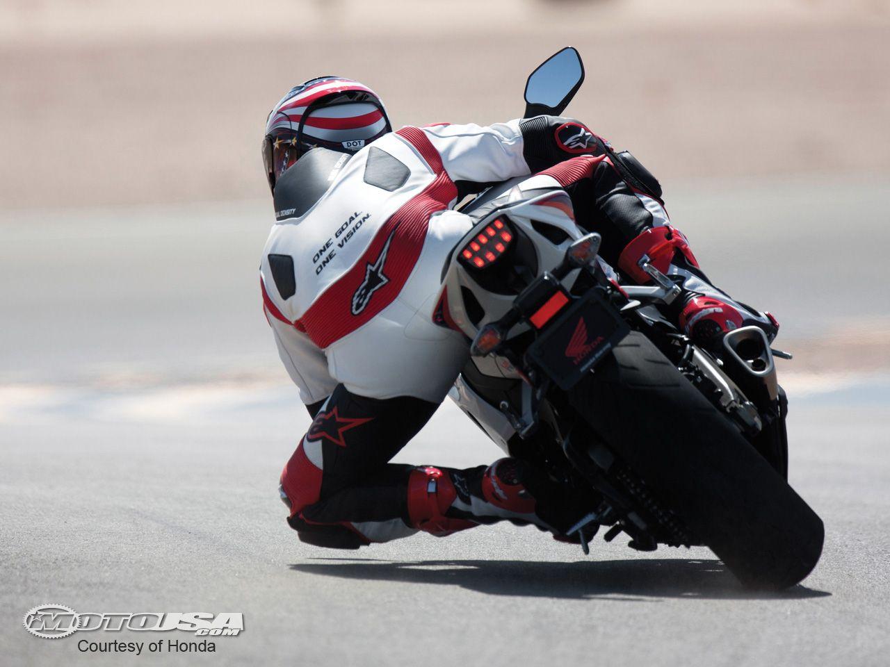 Honda CBR1000RR Photo