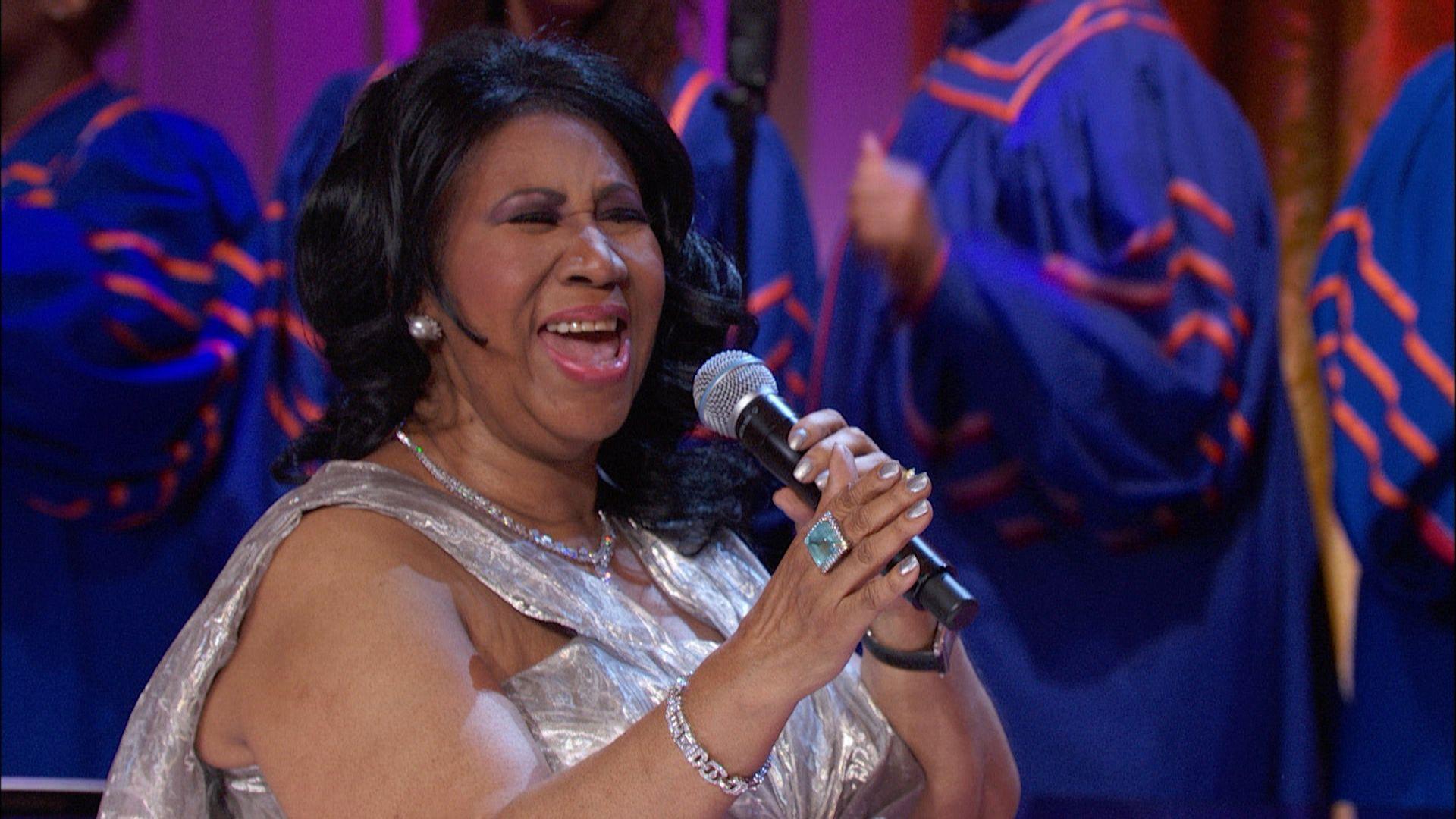 Video: S2015 Ep1: Aretha Franklin Performs Plant My Feet