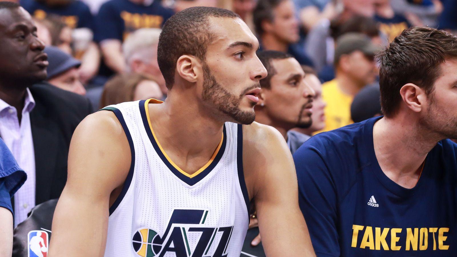 Rudy Gobert responds to fan's tweet about issue with Ricky Rubio