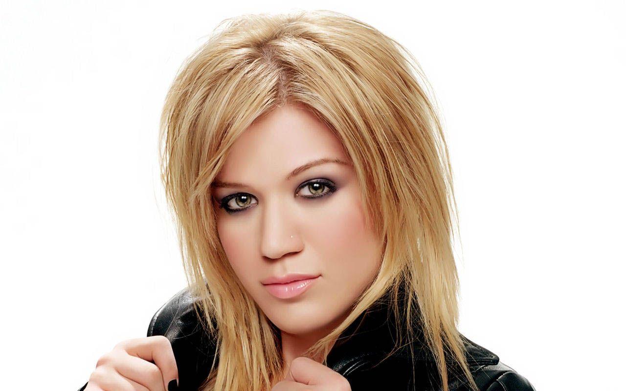 Kelly Clarkson Perfect Makeup 16 10