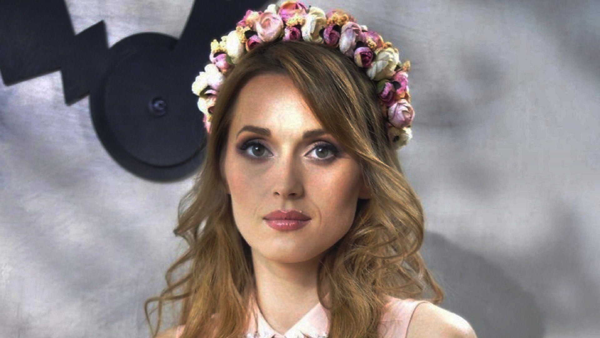Ukrainian singer Aida Nikolaychuk beauty woman blonde wallpaper