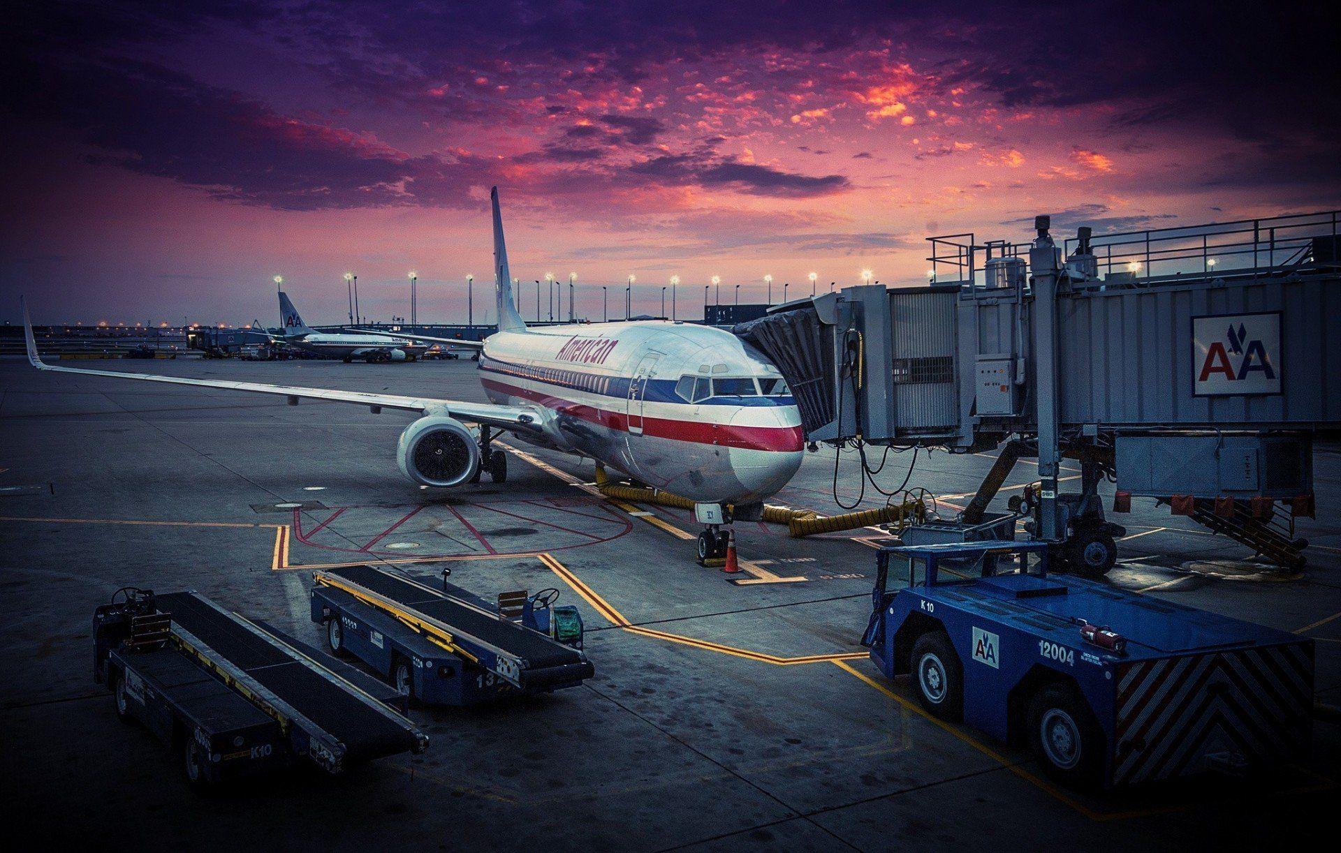 American Airlines Wallpaper