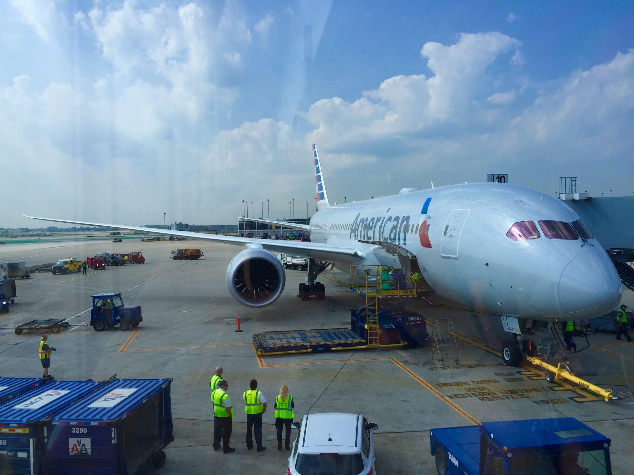American Airlines 787 Dreamliner Inaugural Flight Review