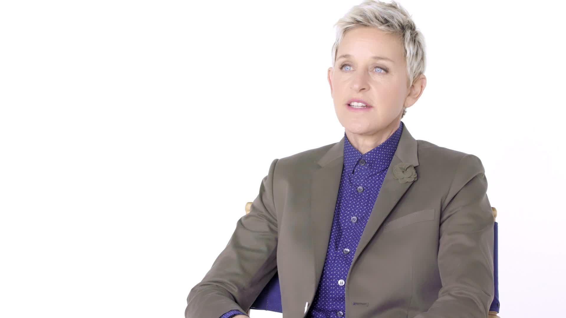 ED Ellen DeGeneres Sheep Square Throw Pillow in Grey Bath