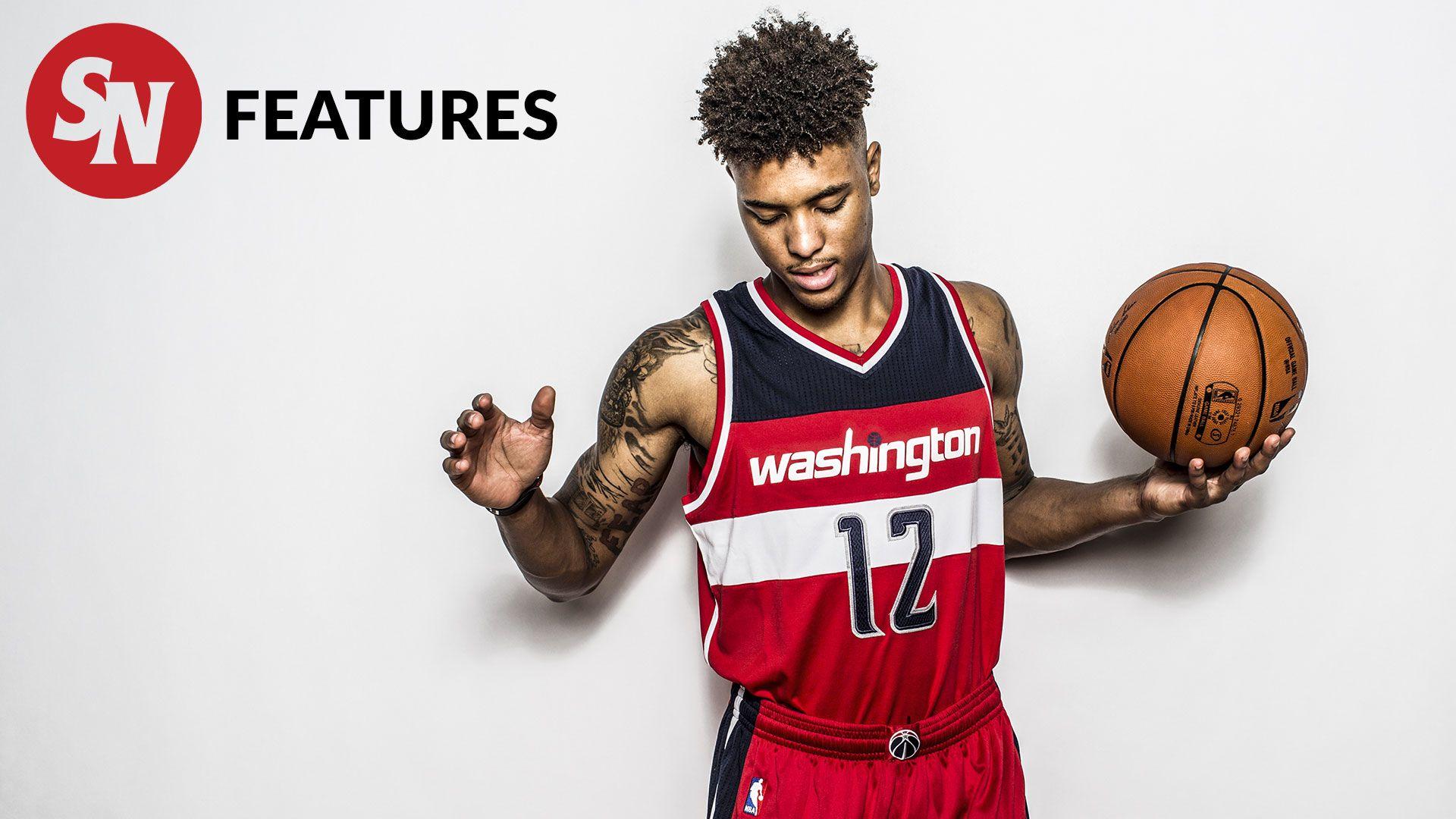 Download Topless Kelly Oubre Jr Wallpaper