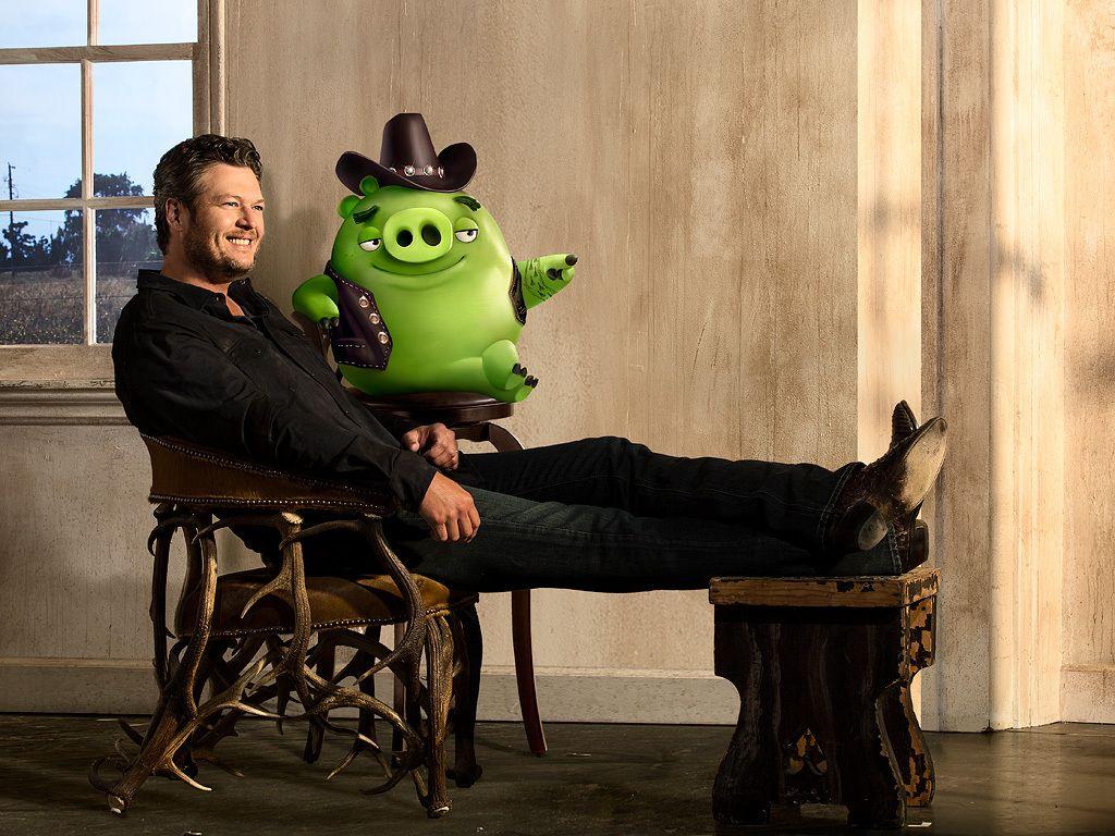 Blake Shelton New Music Video for Angry Birds Movie
