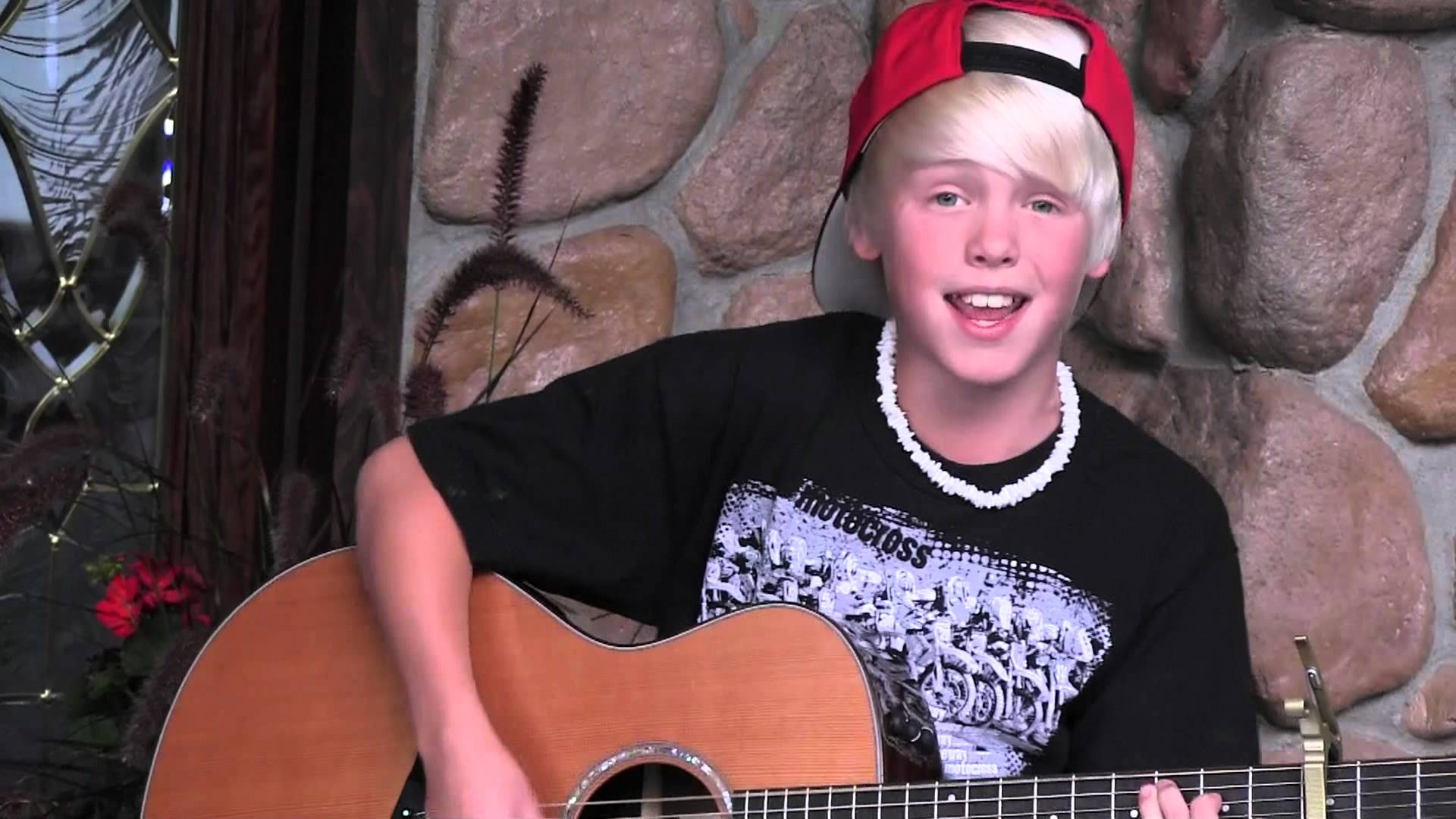 Austin Mahone- Say Somethin cover acoustic by 11 yr old Carson