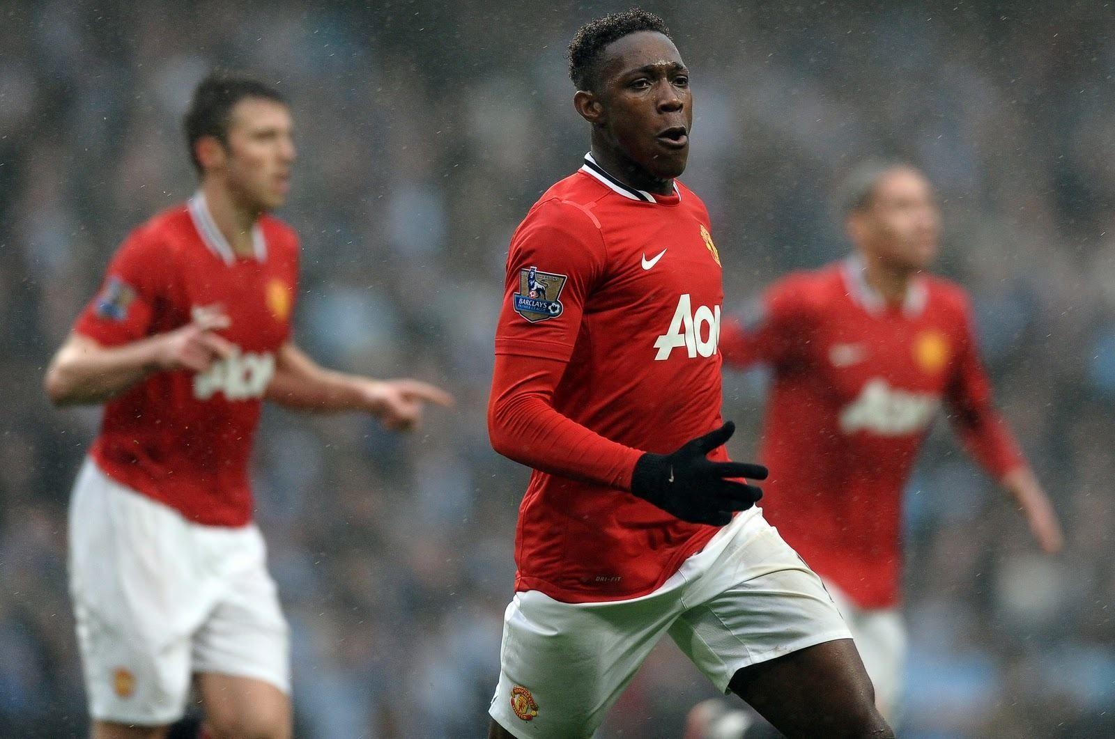 Дэнни уэлбек. Danny Welbeck Manchester United. Дэнни симпсон Манчестер Юнайтед 2008. Дэнни Уэлбек в Манчестере.