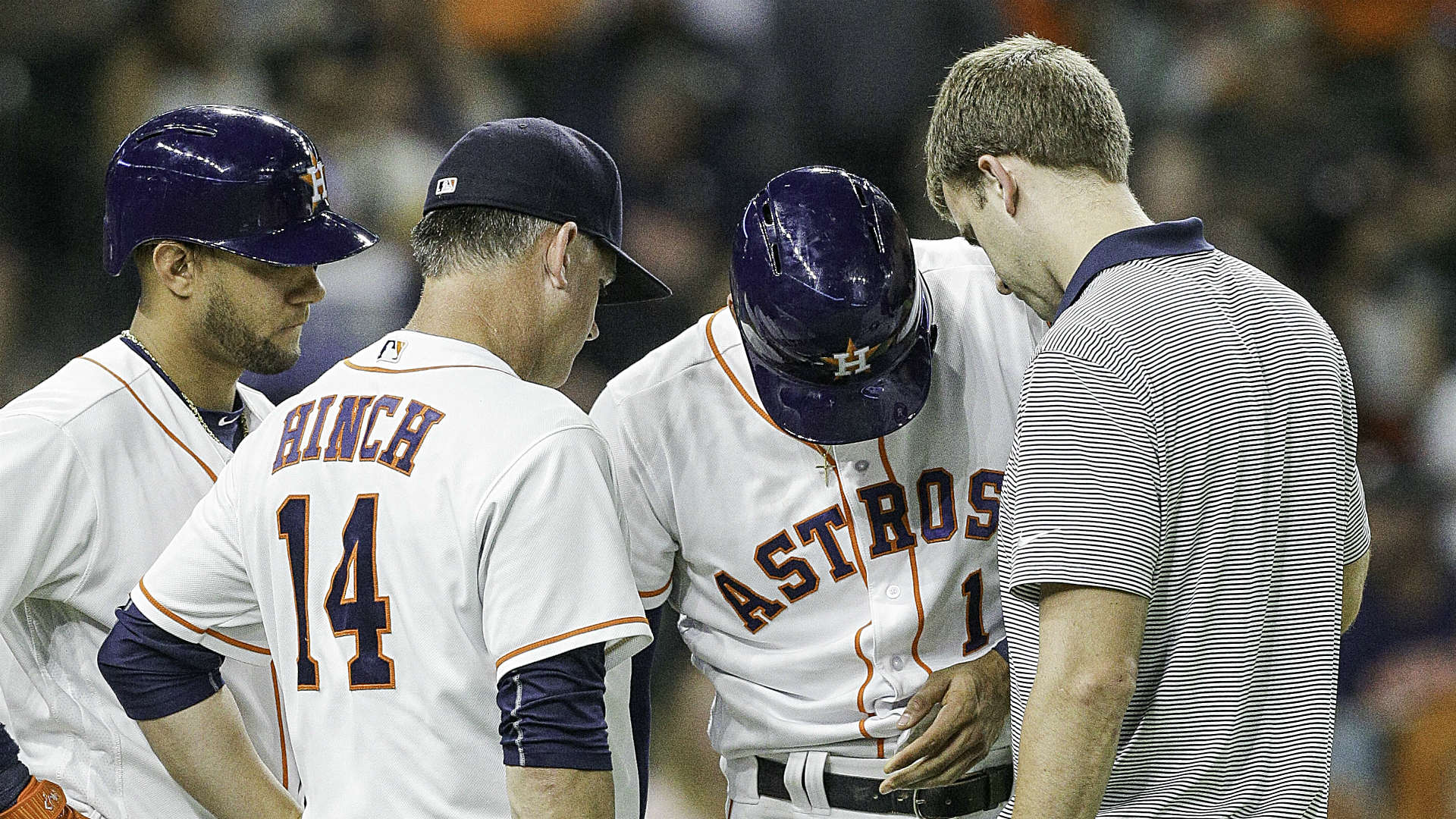 Pair Of First Place Teams Lose Regulars In Monday Defeats. MLB