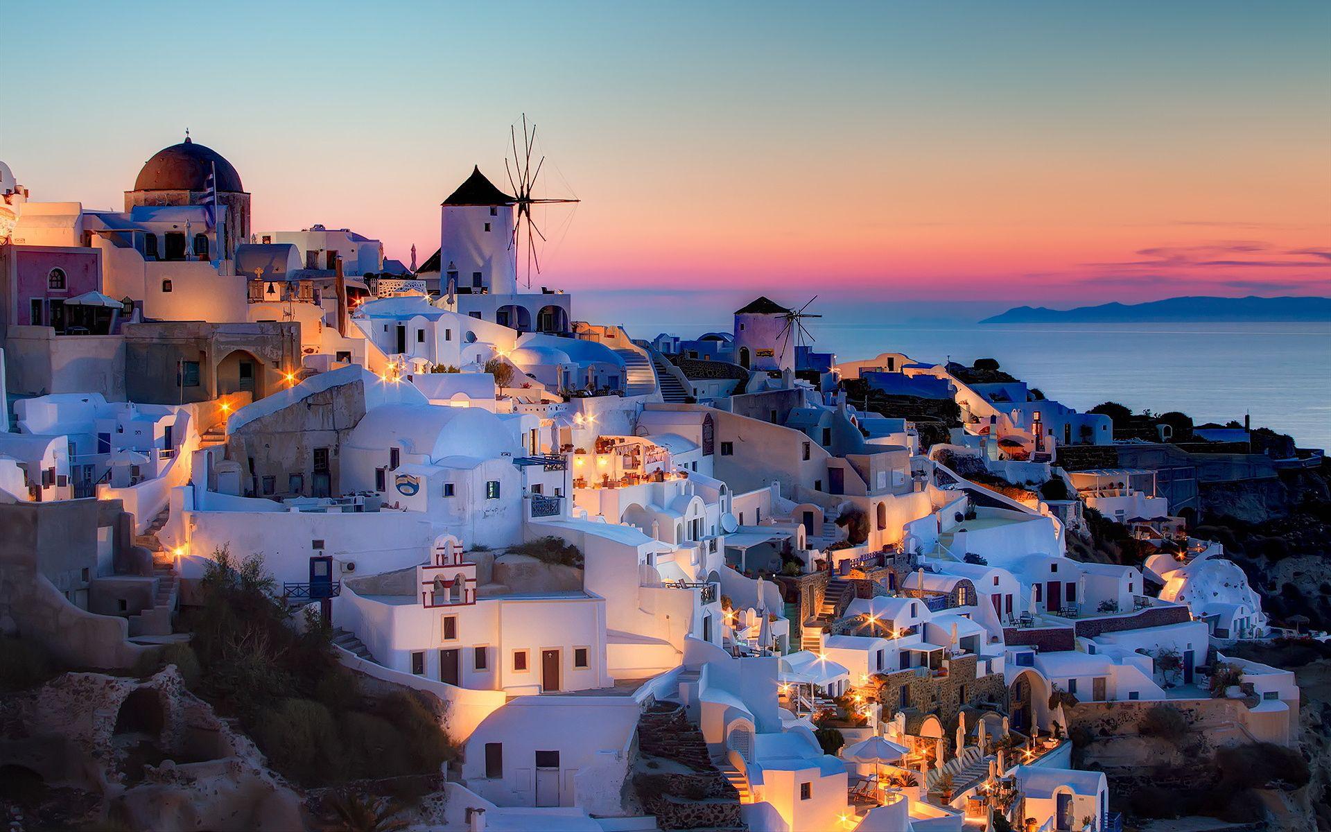The Greek Islands // WANDERLUST WEDNESDAY