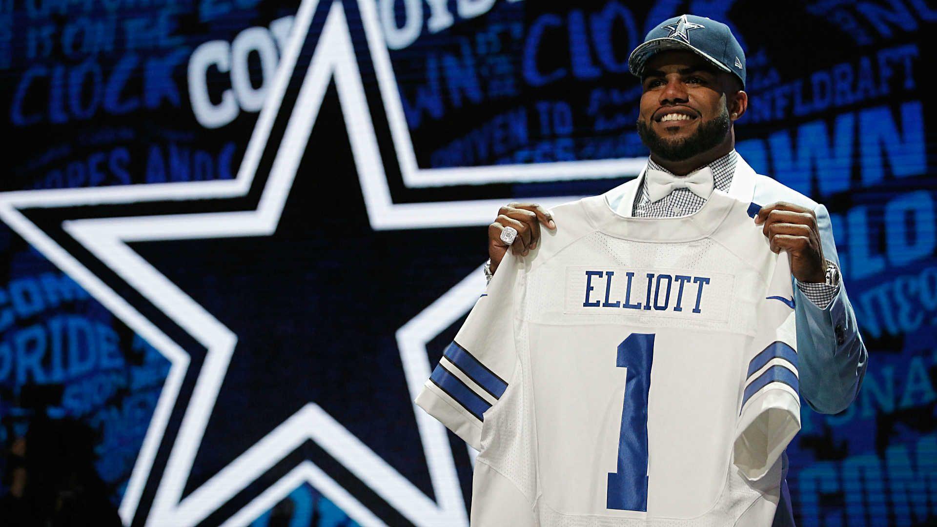 Rookie Watch: Cowboys Sign Ezekiel Elliott, 3 Others ✭