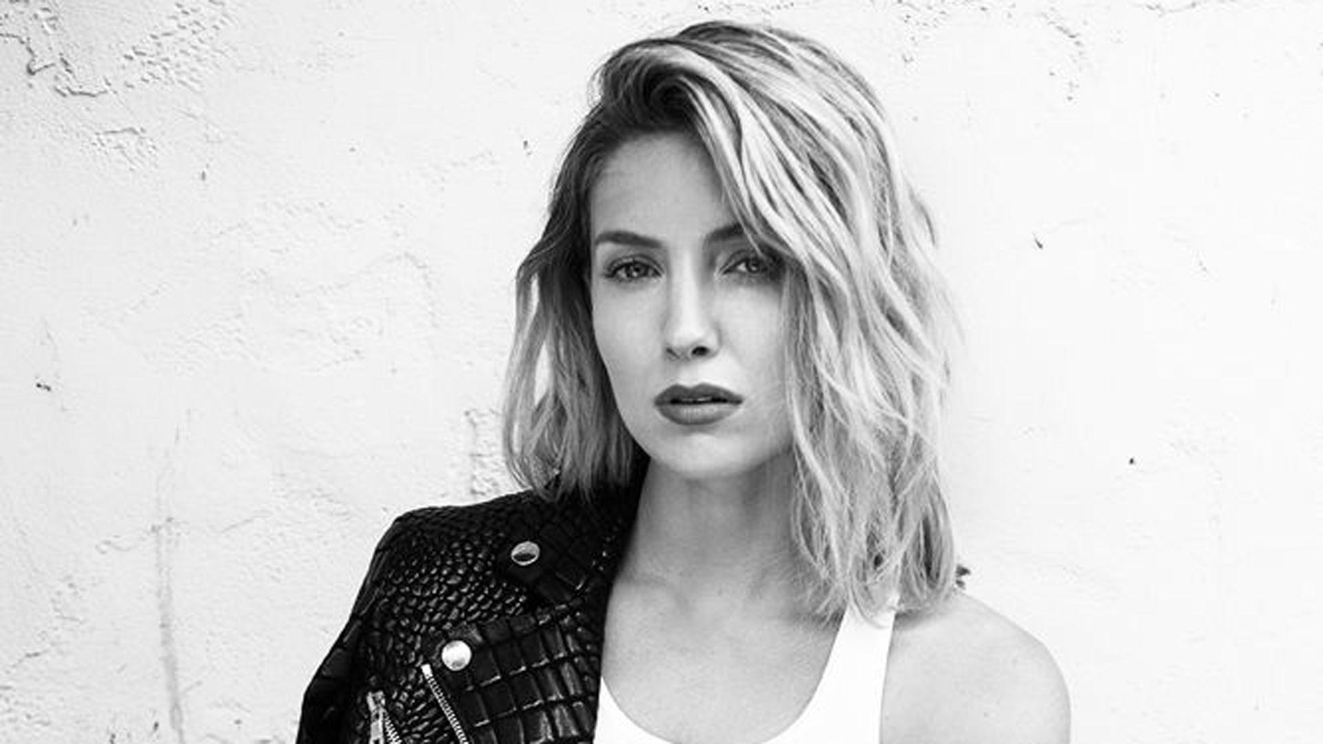 Annabelle Wallis Wallpapers - Wallpaper Cave