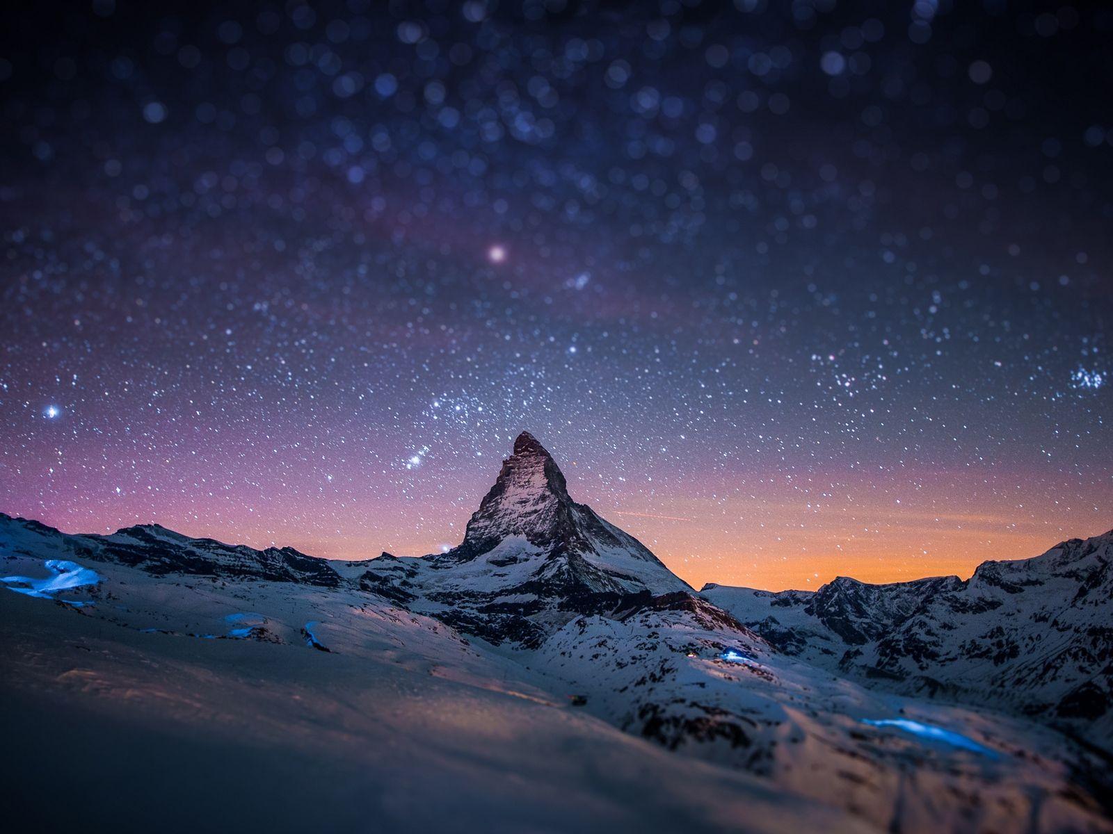 Download HD Mountains Night Sky Blurred Stars Light Show Wallpaper